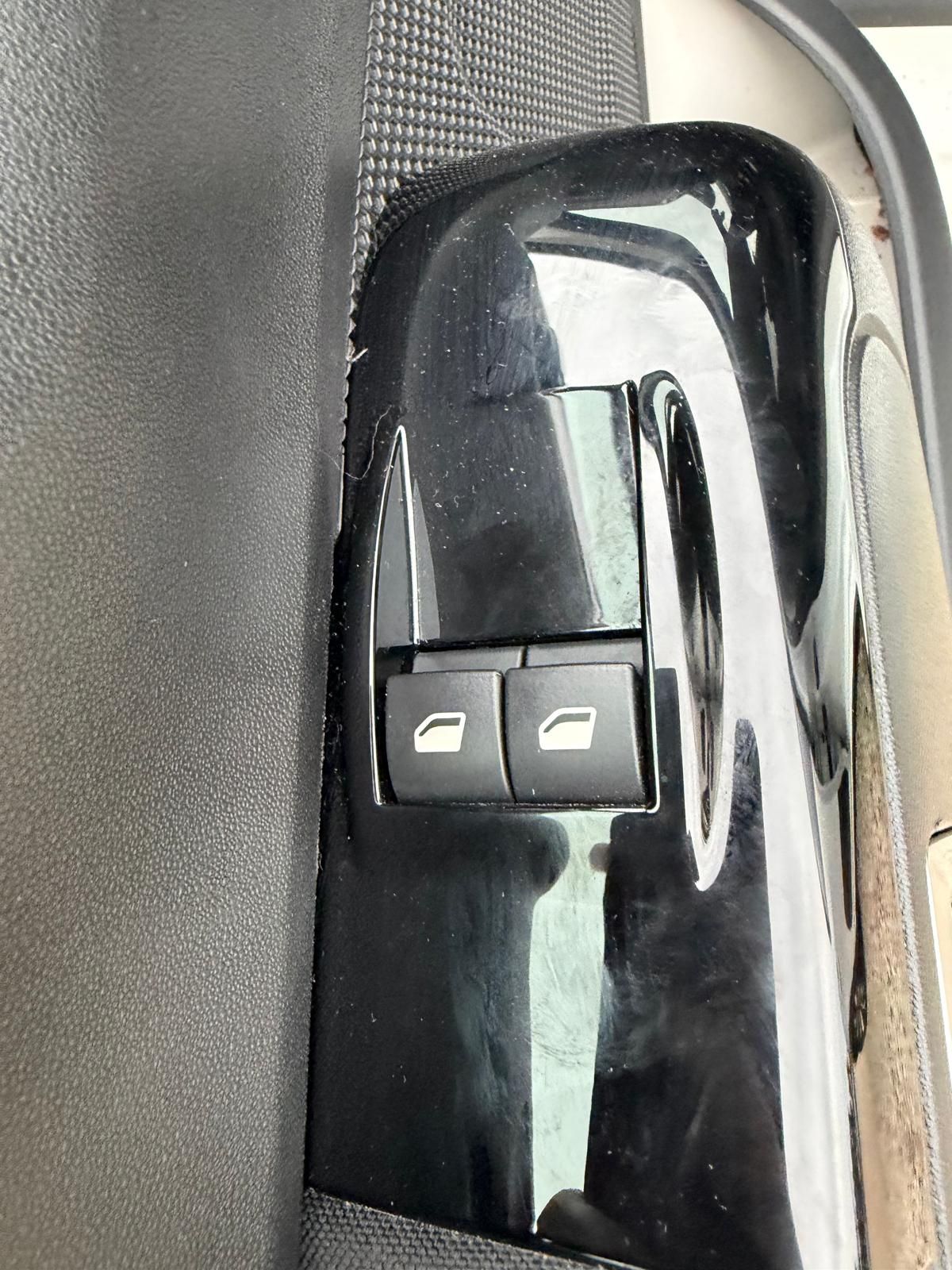 CITROEN C3 1.2 PureTech 83 S&S BVM5 Shine 5P occasion - Leader export auto Algérie, licence moudjahidine, CCR (Vue 13) - DJCAR