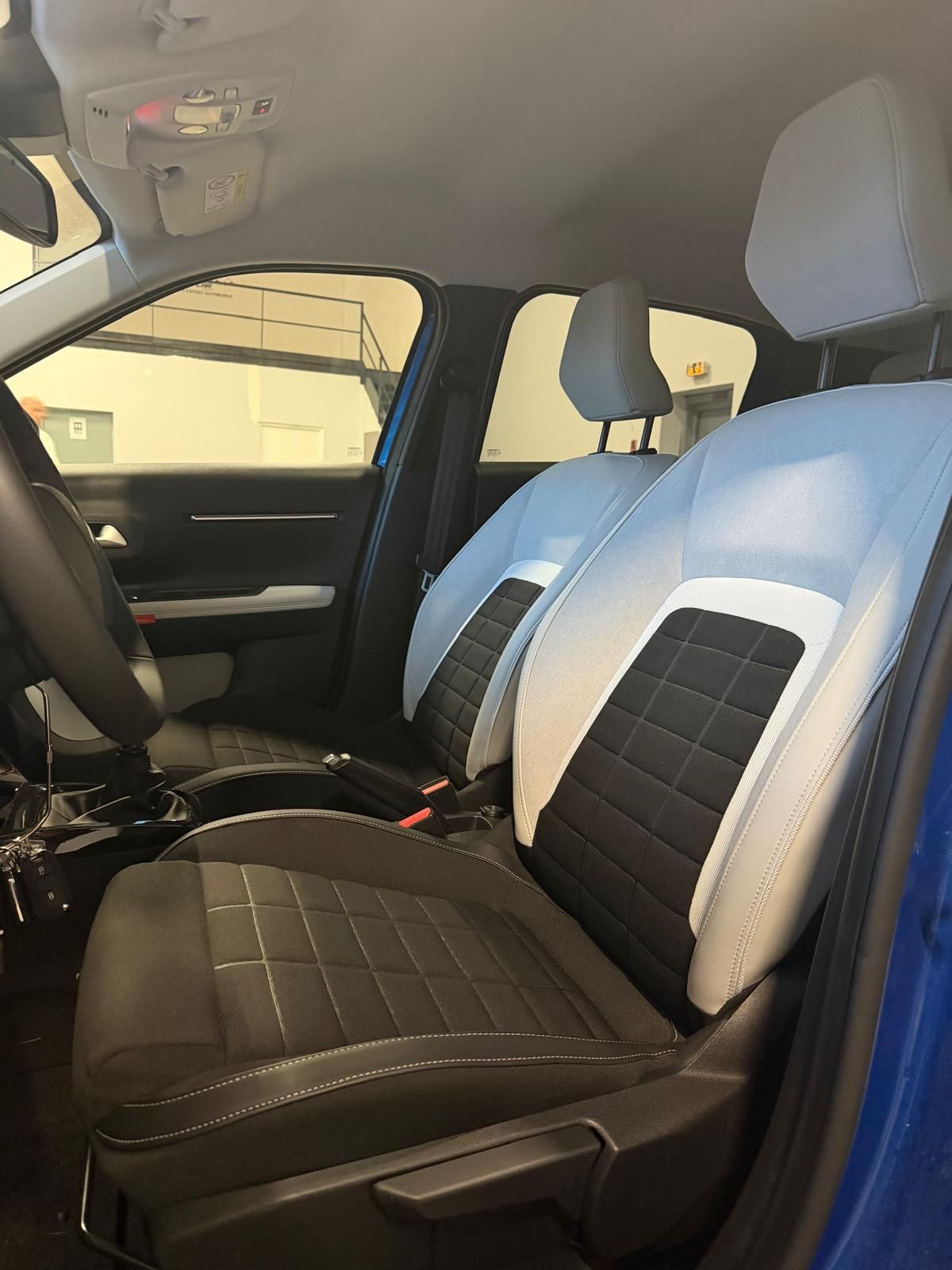 CITROEN C3 V5 Turbo 100 ch BVM6 Max 5P occasion - Leader export auto Algérie, licence moudjahidine, CCR (Vue 13) - DJCAR