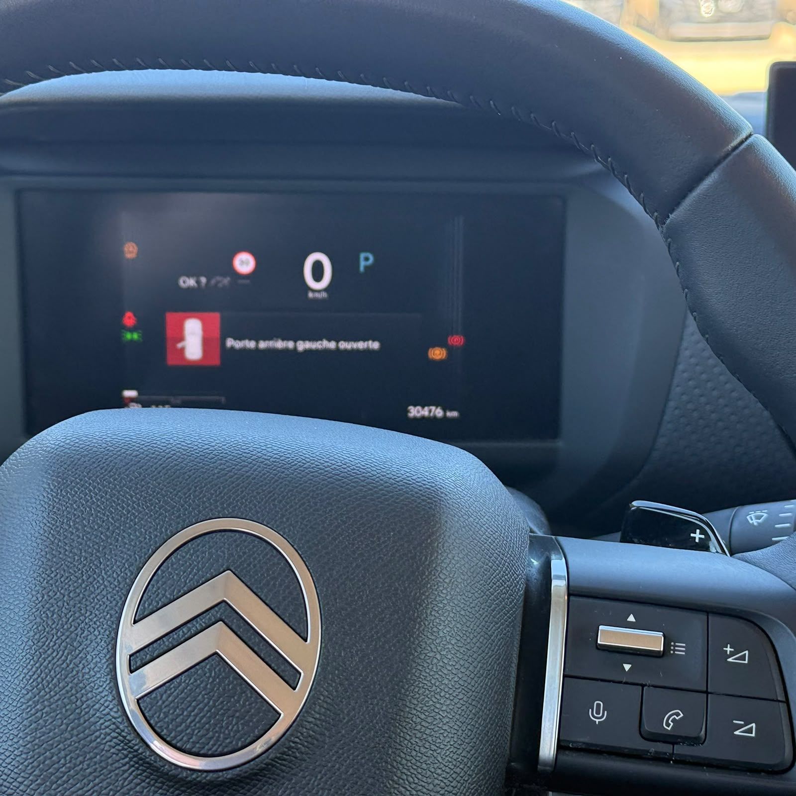 CITROEN C4 V3 1.2 Turbo 110 ch e DCS6 You 5P occasion - Leader export auto Algérie, licence moudjahidine, CCR (Vue 13) - DJCAR