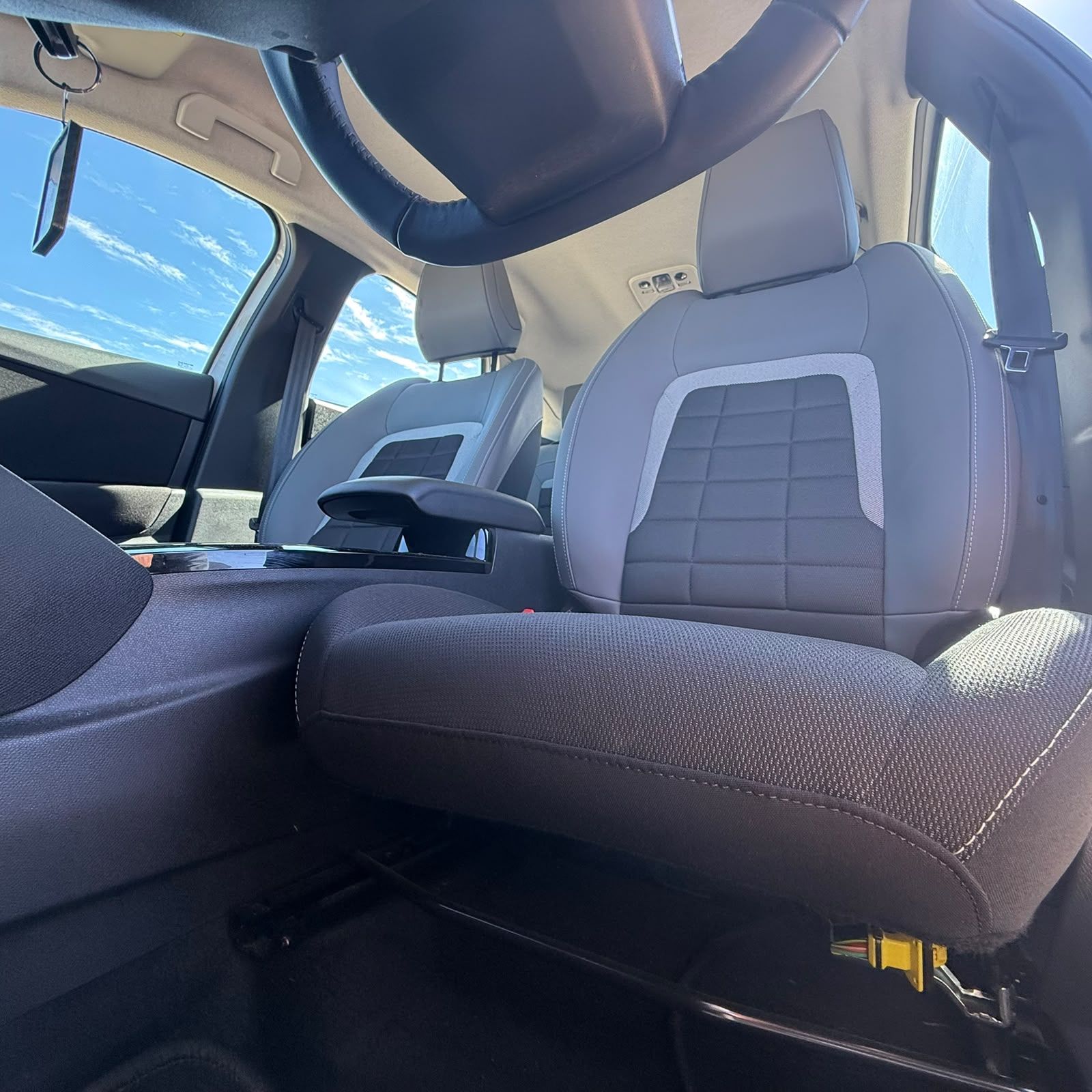 CITROEN C4 V3 1.2 Turbo 110 ch e DCS6 You 5P occasion - Leader export auto Algérie, licence moudjahidine, CCR (Vue 16) - DJCAR