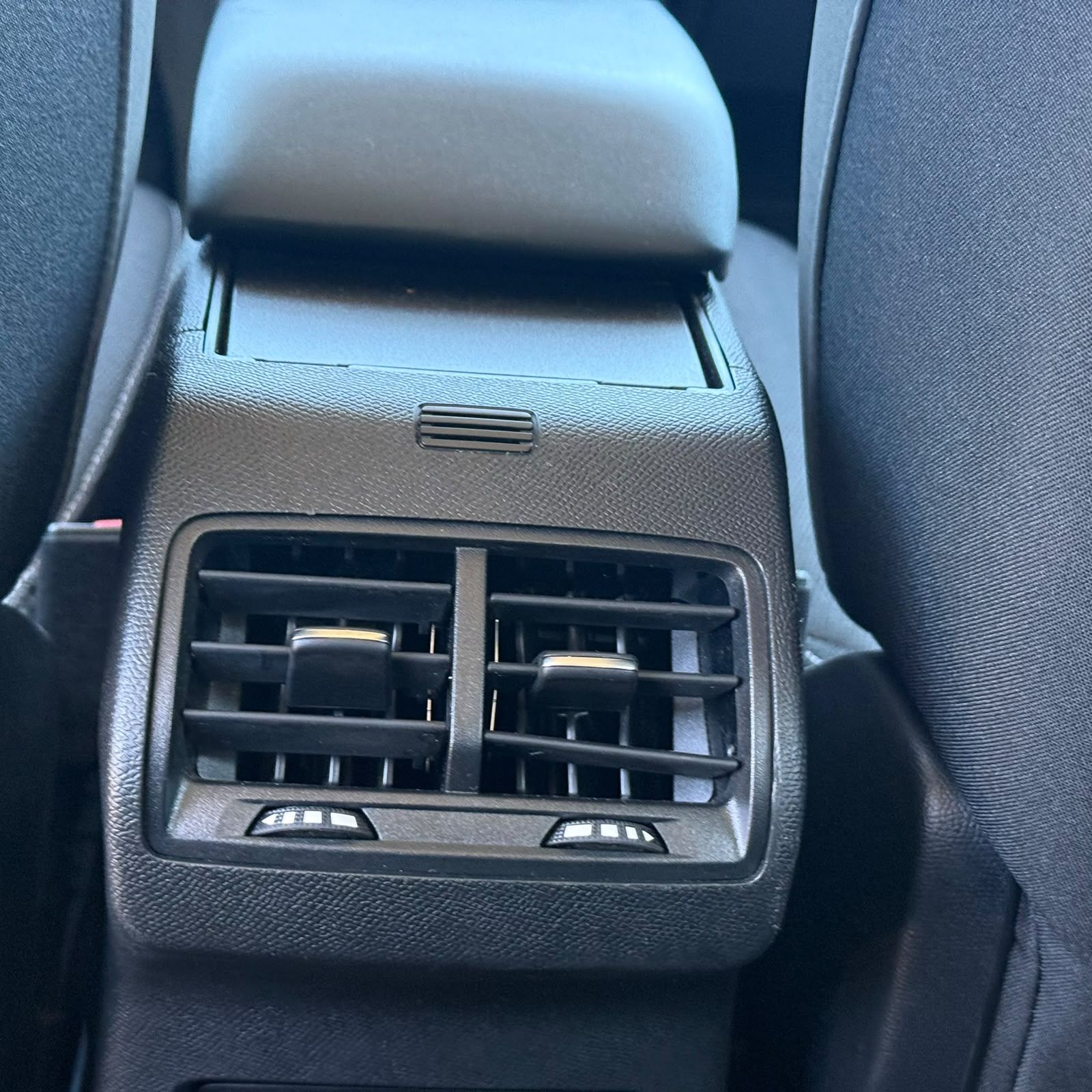 CITROEN C4 V3 1.2 Turbo 110 ch e DCS6 You 5P occasion - Leader export auto Algérie, licence moudjahidine, CCR (Vue 19) - DJCAR