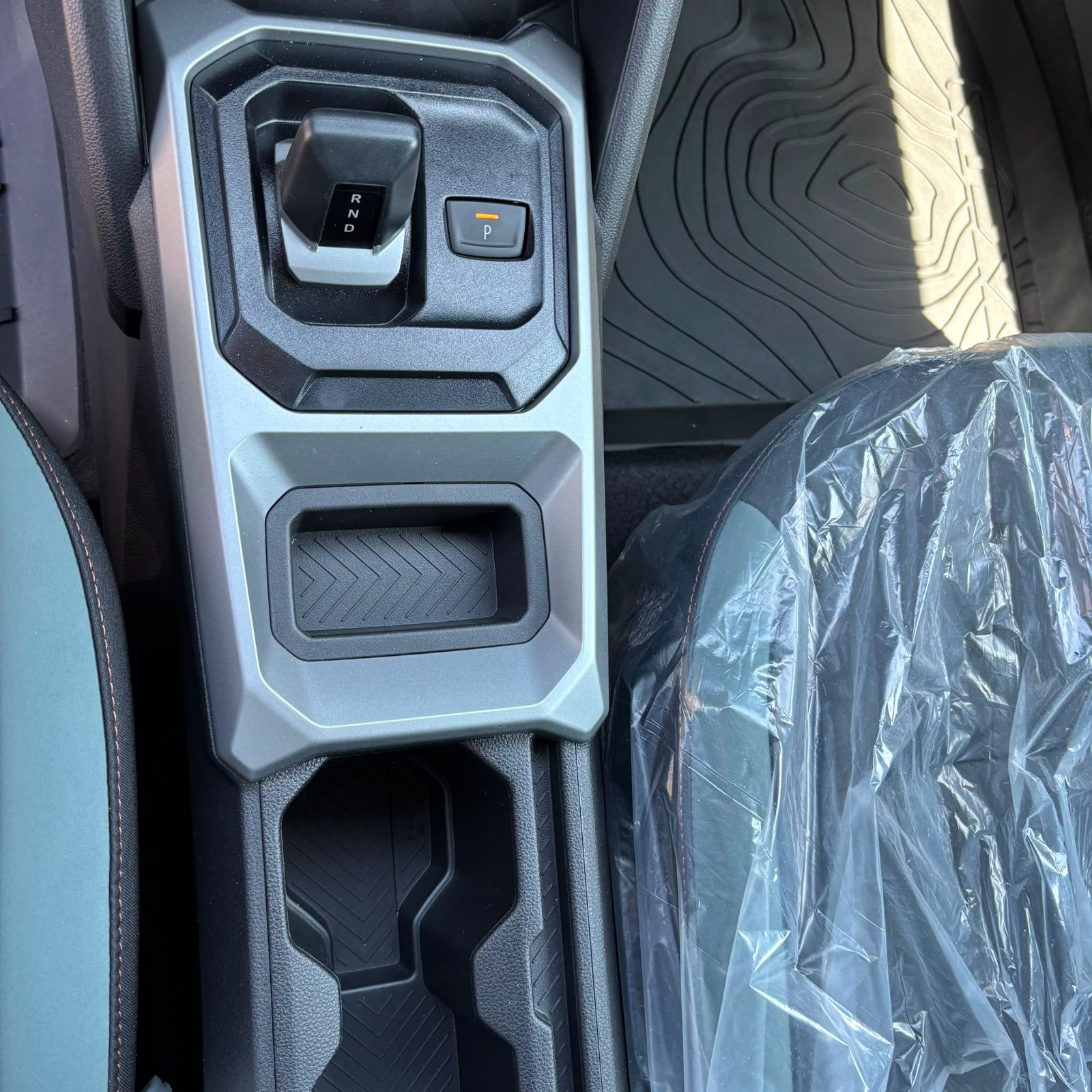DACIA DUSTER New Extreme 1.3 Tce 150 Ch BVA neuf - Leader export auto Algérie, licence moudjahidine, CCR (Vue 19) - DJCAR