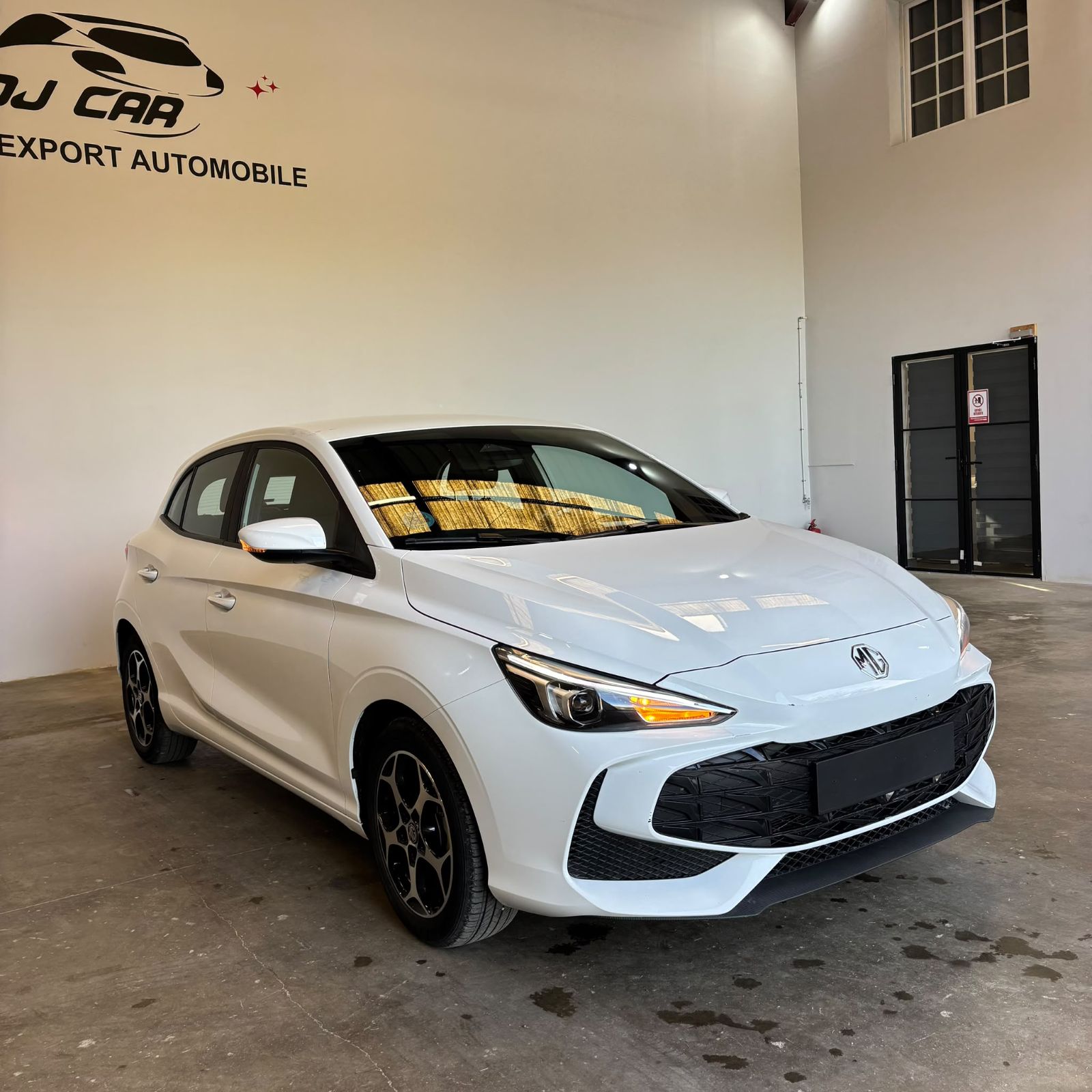 MG MG3 ICE 1.5L MT 2WD 116ch Comfort 5P occasion - Leader export auto Algérie, licence moudjahidine, CCR (Vue 1) - DJCAR