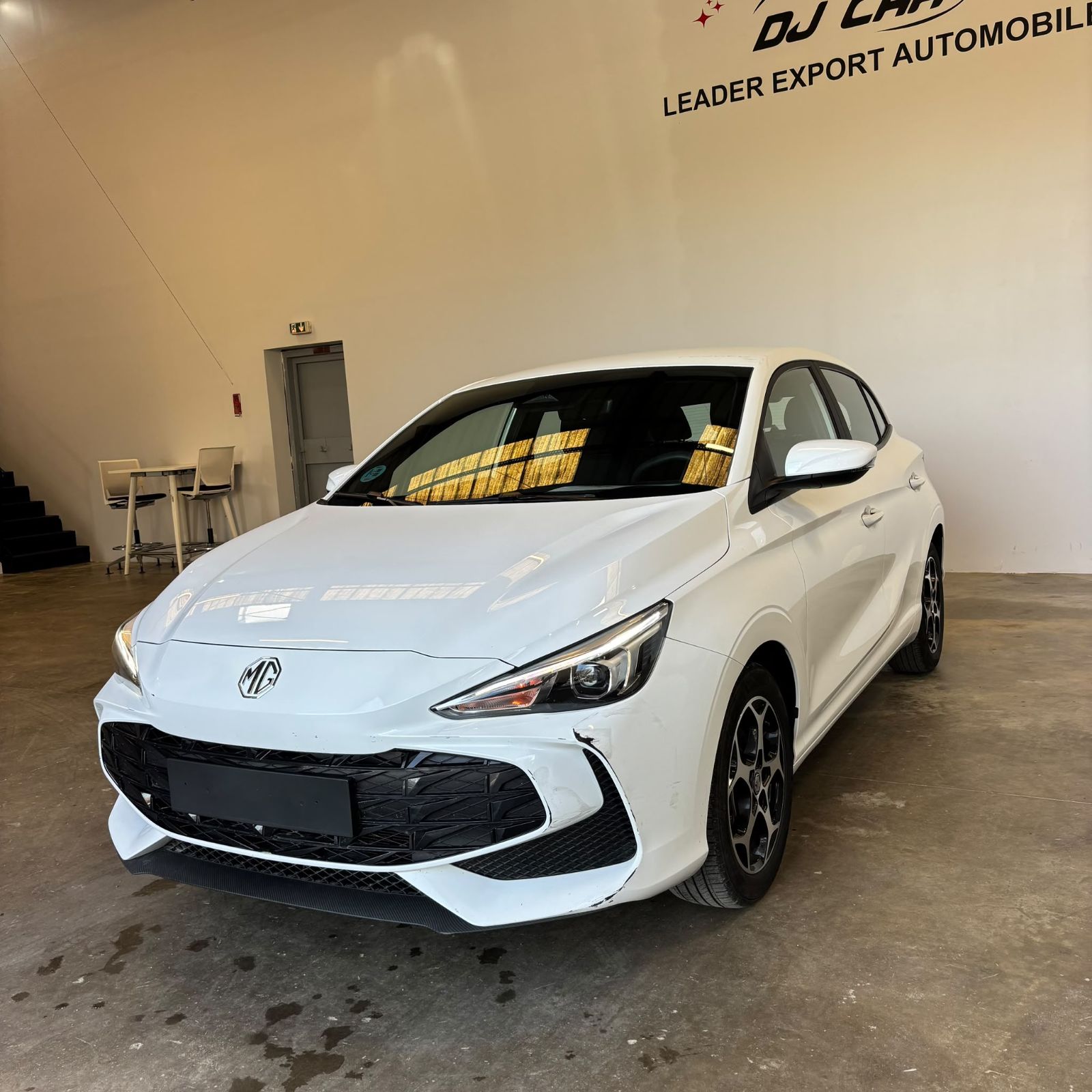 MG MG3 ICE 1.5L MT 2WD 116ch Comfort 5P occasion - Leader export auto Algérie, licence moudjahidine, CCR (Vue 2) - DJCAR