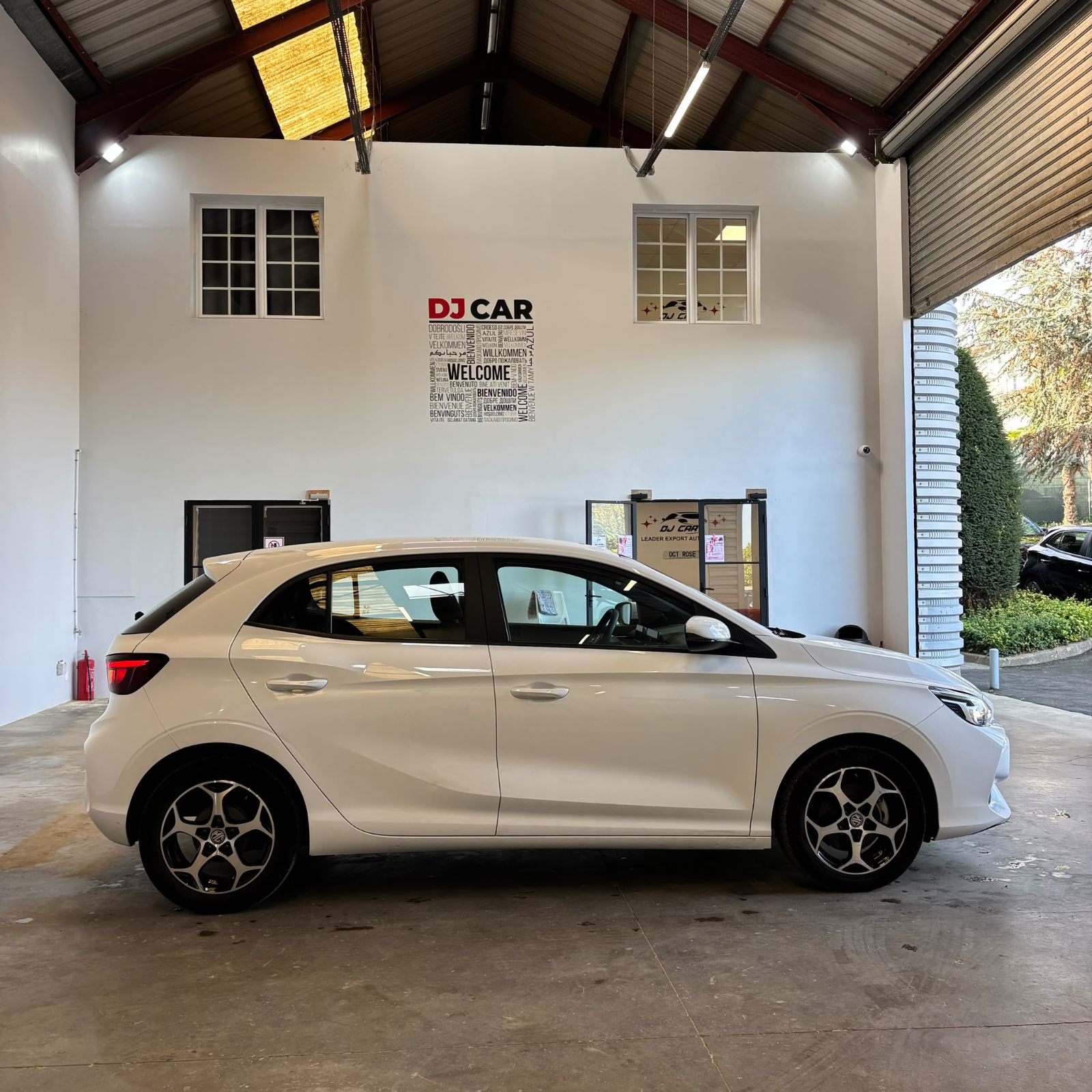 MG MG3 ICE 1.5L MT 2WD 116ch Comfort 5P occasion - Leader export auto Algérie, licence moudjahidine, CCR (Vue 4) - DJCAR