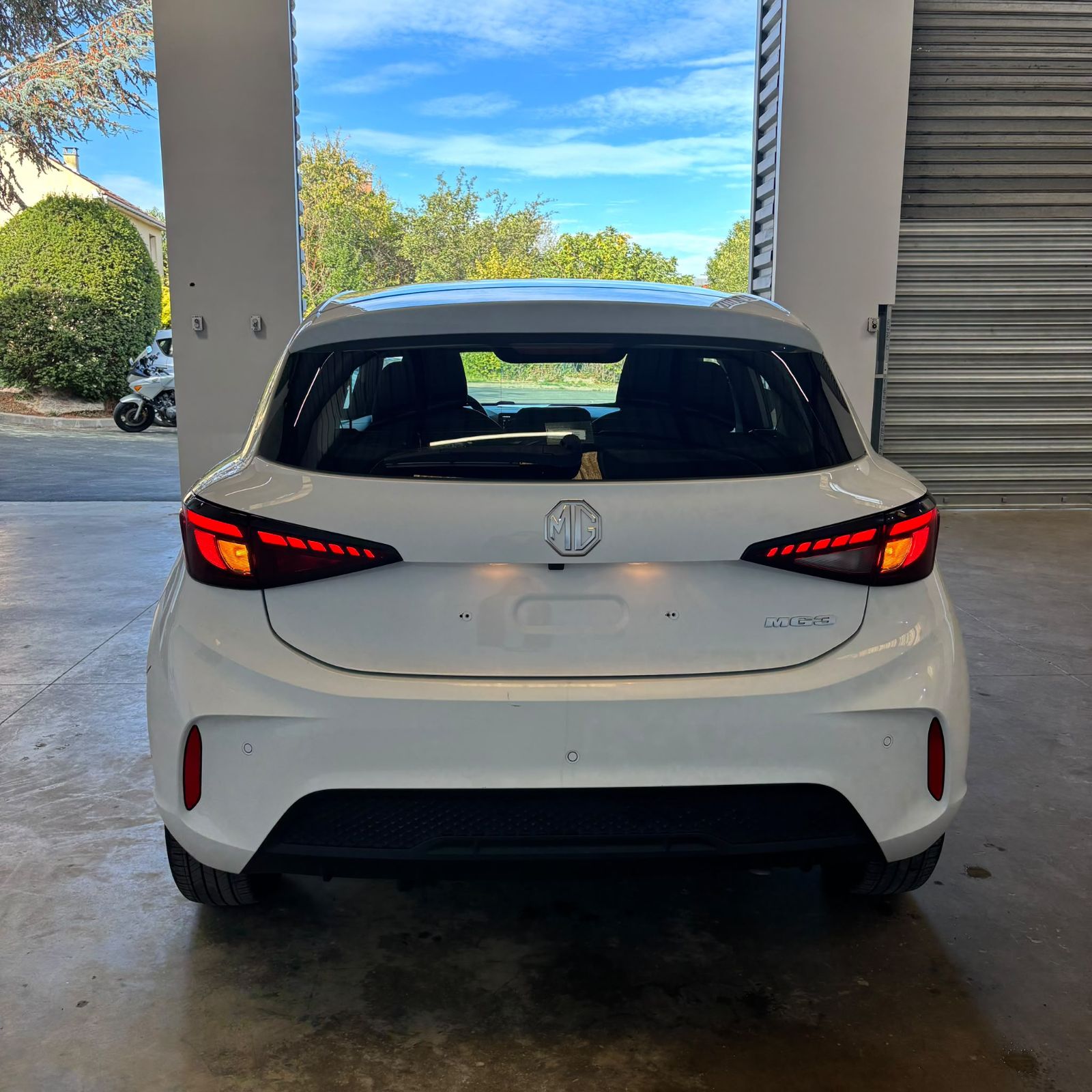 MG MG3 ICE 1.5L MT 2WD 116ch Comfort 5P occasion - Leader export auto Algérie, licence moudjahidine, CCR (Vue 8) - DJCAR