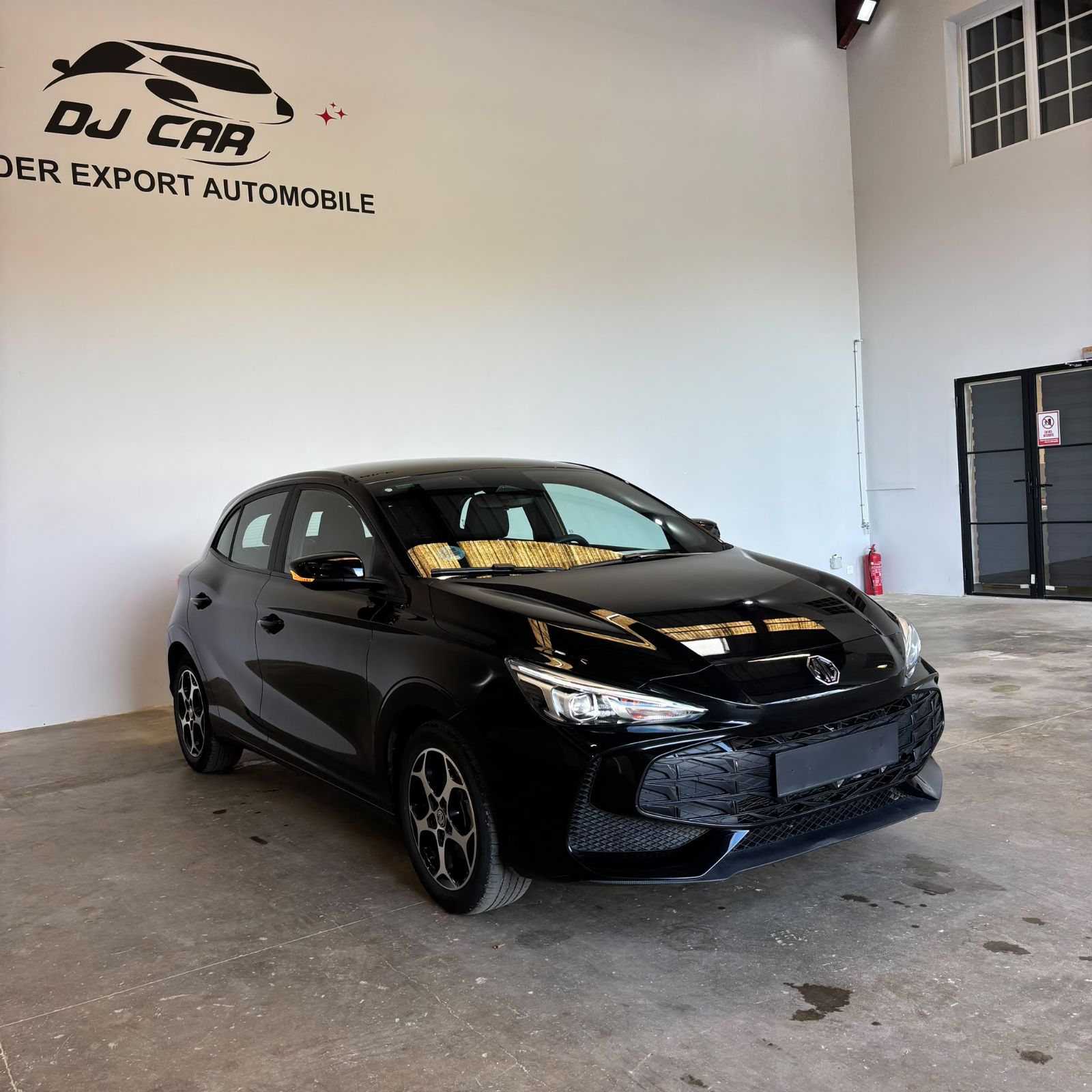 MG MG3 ICE 1.5L MT 2WD 116ch Comfort 5P occasion - Leader export auto Algérie, licence moudjahidine, CCR (Vue 4) - DJCAR