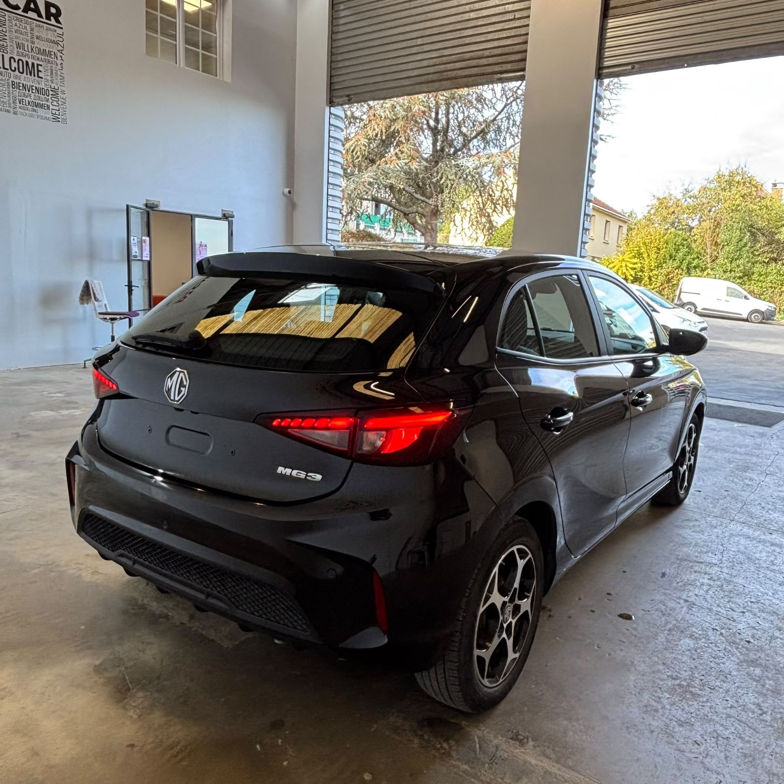 MG MG3 ICE 1.5L MT 2WD 116ch Comfort 5P occasion - Leader export auto Algérie, licence moudjahidine, CCR (Vue 5) - DJCAR