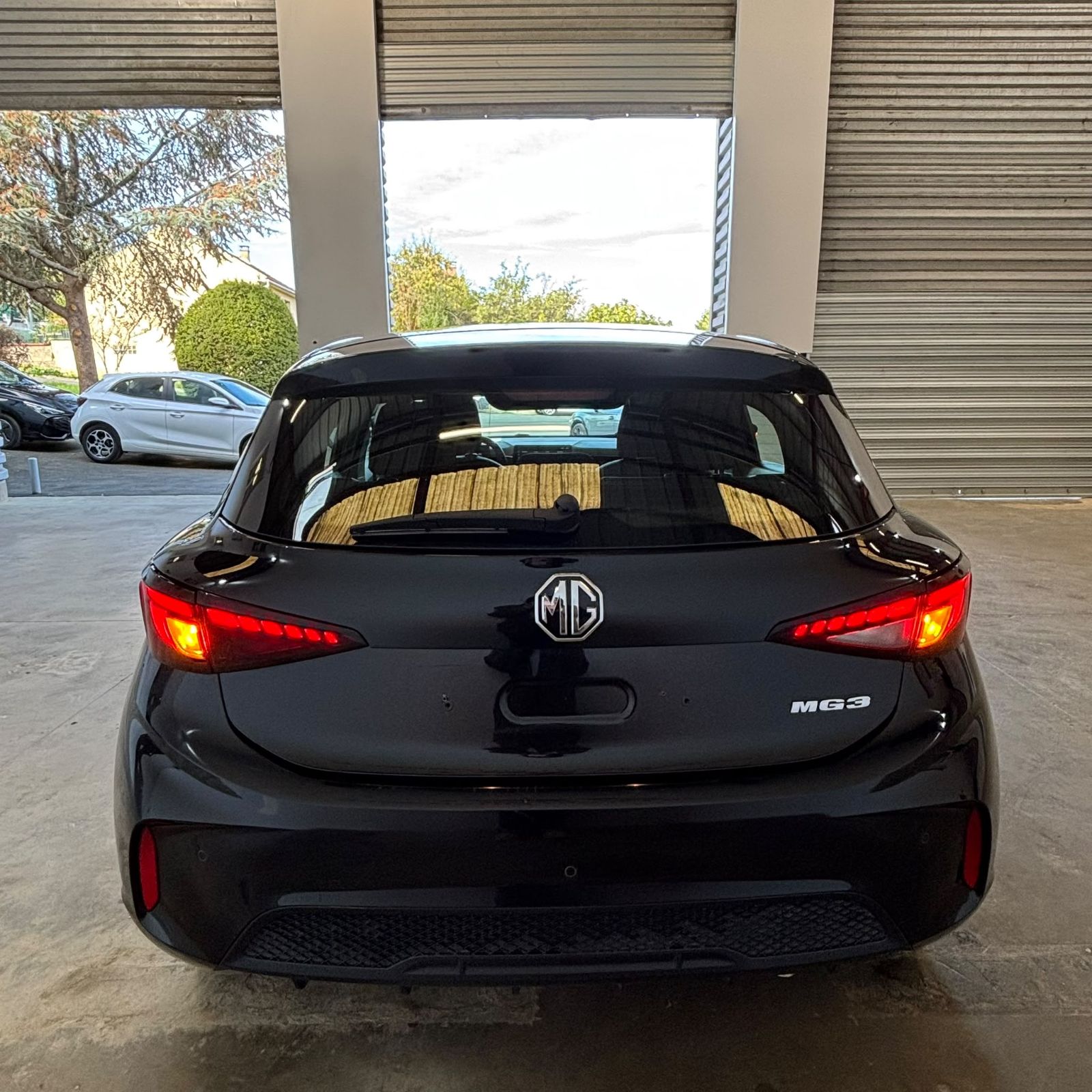 MG MG3 ICE 1.5L MT 2WD 116ch Comfort 5P occasion - Leader export auto Algérie, licence moudjahidine, CCR (Vue 7) - DJCAR