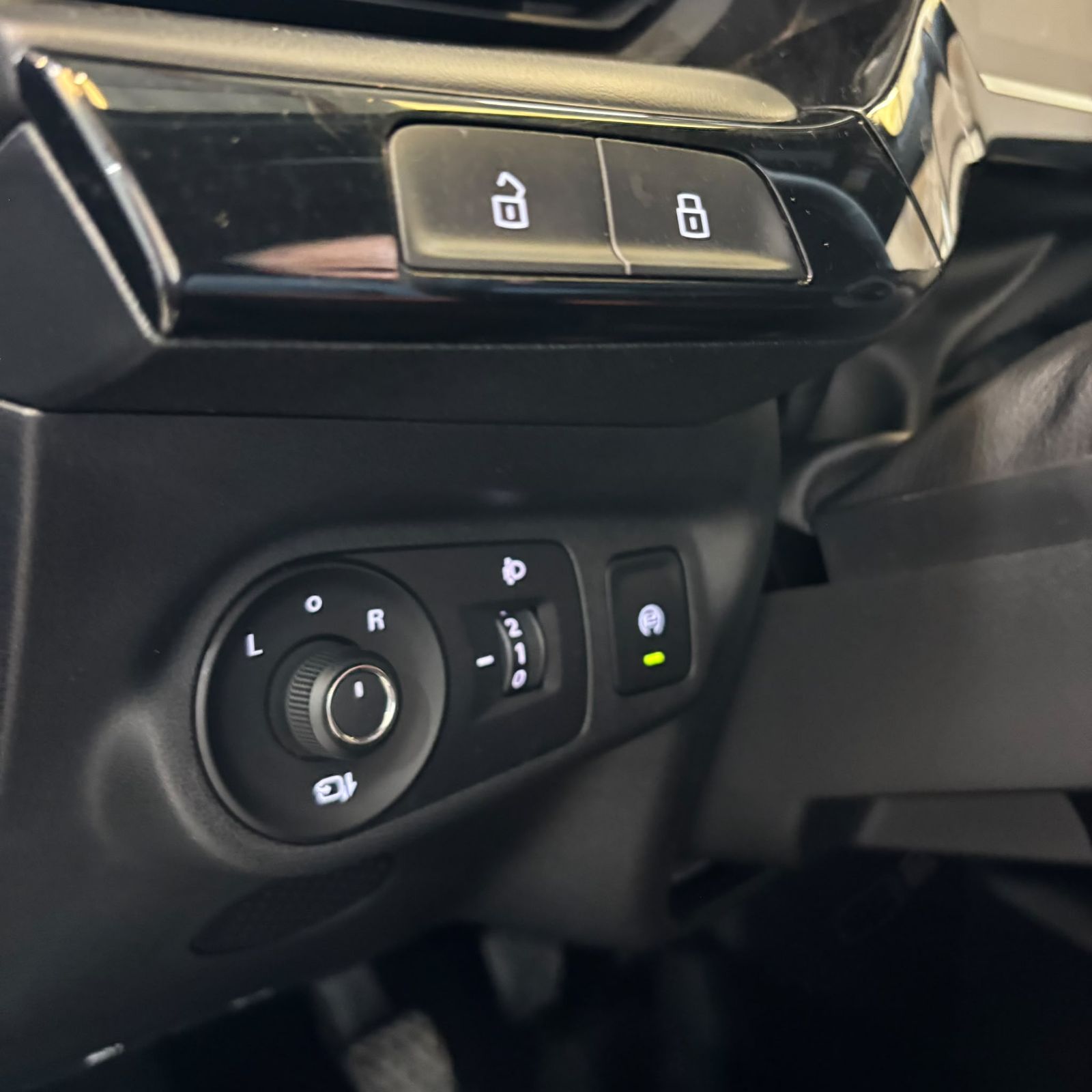 MG MG3 ICE 1.5L MT 2WD 116ch Comfort 5P occasion - Leader export auto Algérie, licence moudjahidine, CCR (Vue 18) - DJCAR