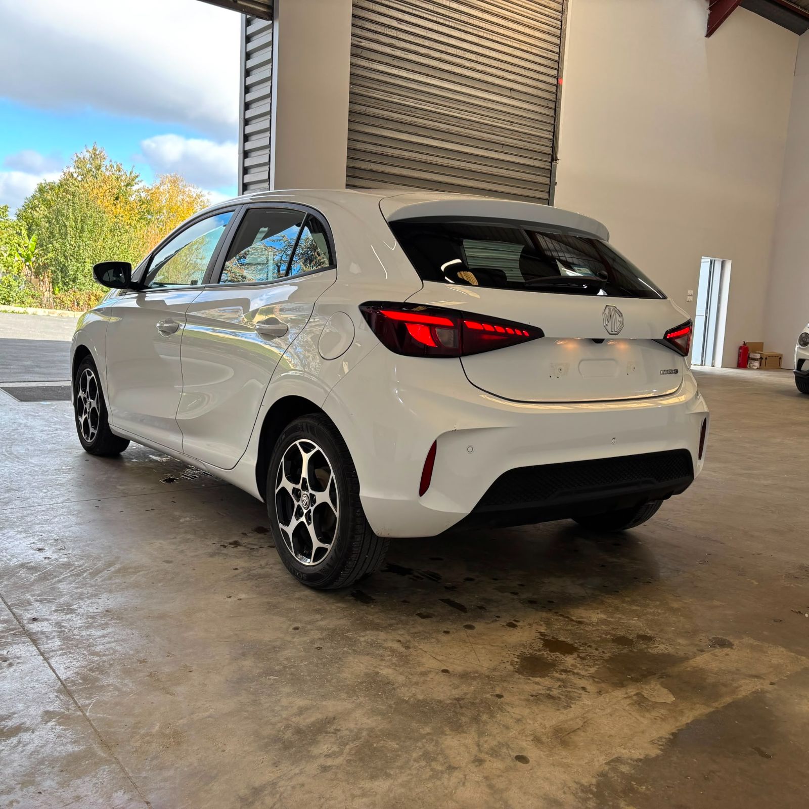 MG MG3 ICE 1.5L MT 2WD 116ch Comfort 5P occasion - Leader export auto Algérie, licence moudjahidine, CCR (Vue 4) - DJCAR