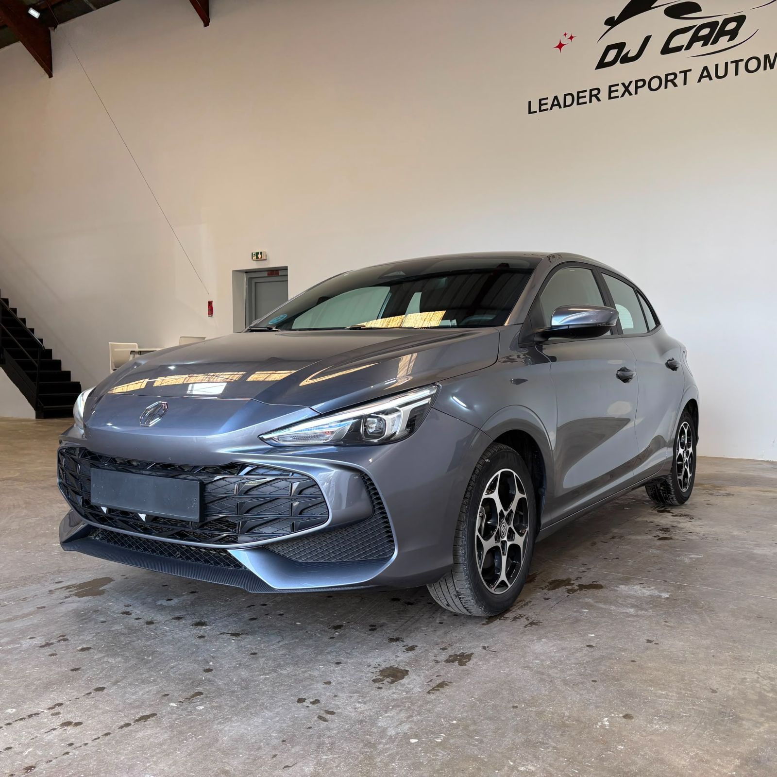 MG MG3 ICE 1.5L MT 2WD 116ch Comfort 5P occasion - Leader export auto Algérie, licence moudjahidine, CCR (Vue 2) - DJCAR