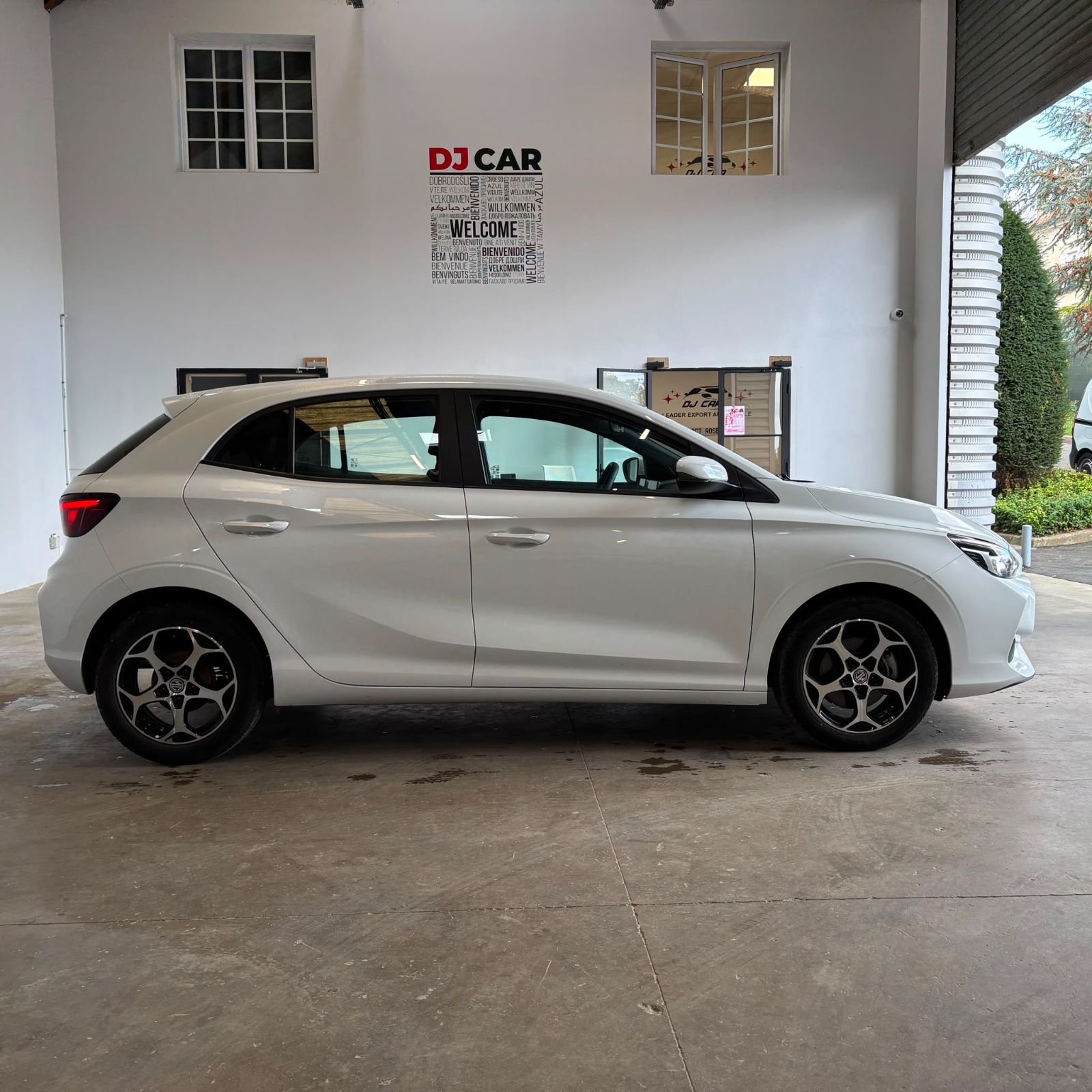 MG MG3 ICE 1.5L MT 2WD 116ch Comfort 5P occasion - Leader export auto Algérie, licence moudjahidine, CCR (Vue 10) - DJCAR