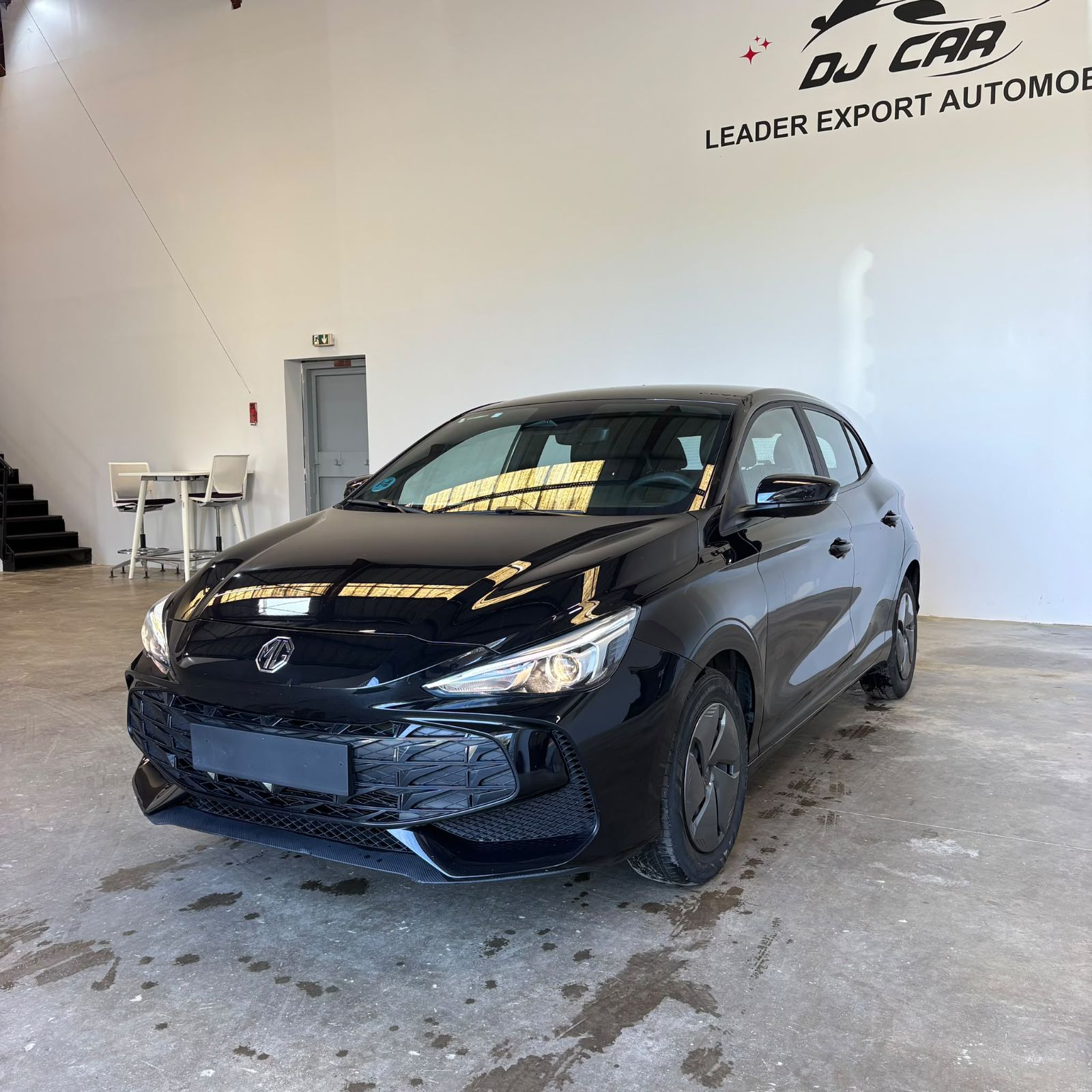 MG MG3 ICE 1.5L MT 2WD 116ch Standard 5P occasion - Leader export auto Algérie, licence moudjahidine, CCR (Vue 2) - DJCAR