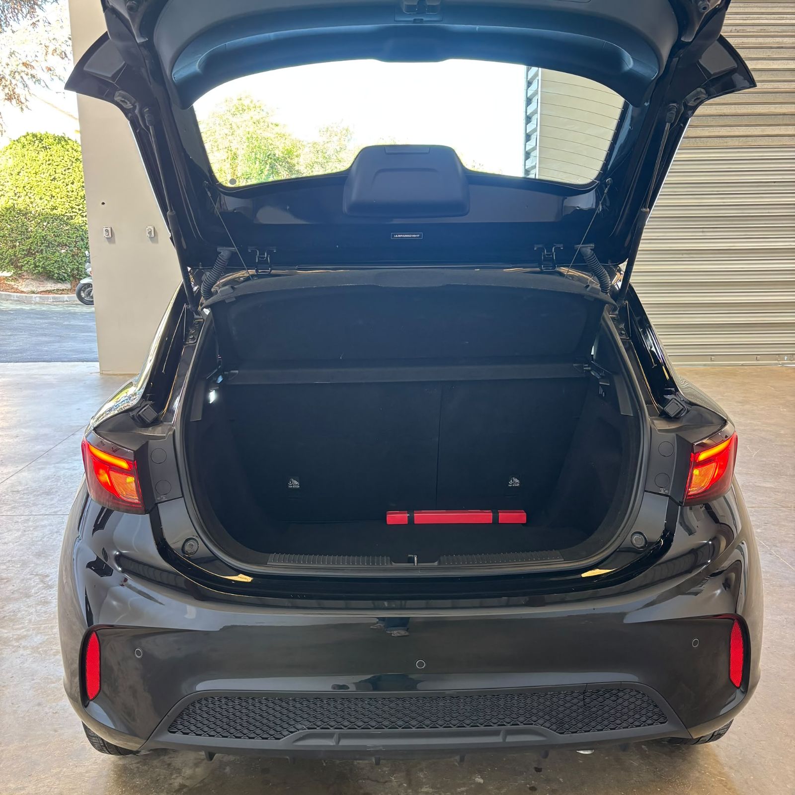 MG MG3 ICE 1.5L MT 2WD 116ch Standard 5P occasion - Leader export auto Algérie, licence moudjahidine, CCR (Vue 9) - DJCAR