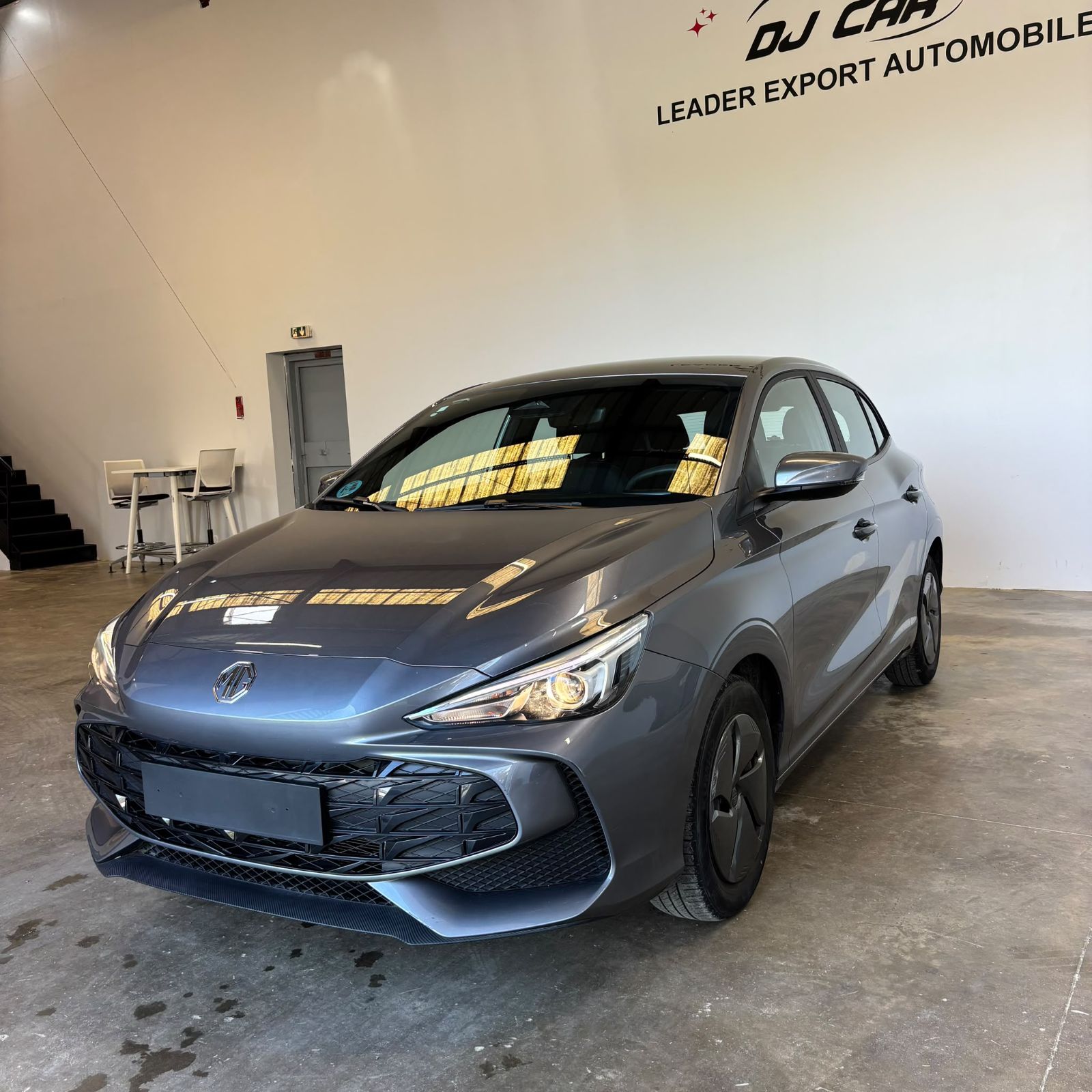 MG MG3 ICE 1.5L MT 2WD 116ch Standard 5P occasion - Leader export auto Algérie, licence moudjahidine, CCR (Vue 1) - DJCAR