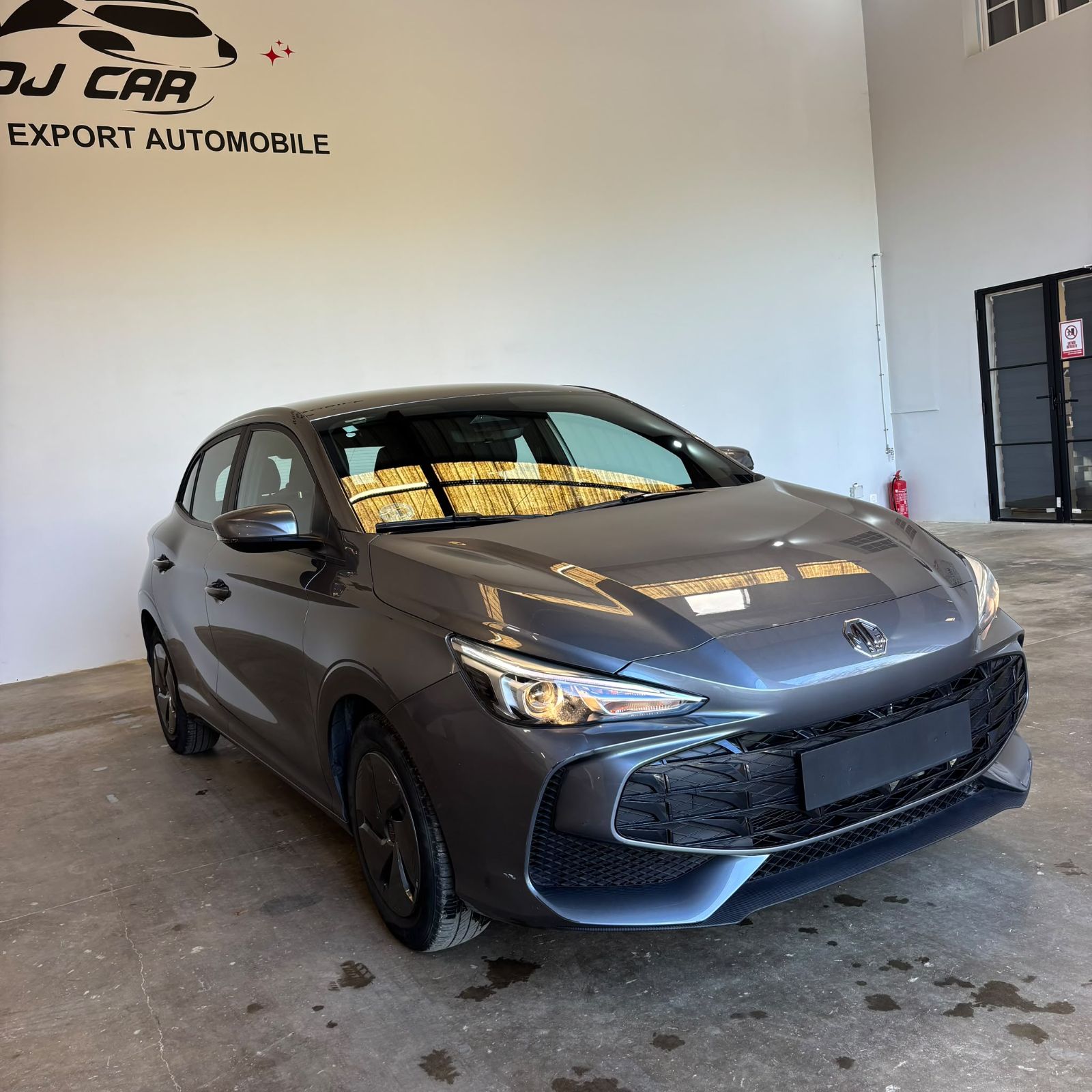 MG MG3 ICE 1.5L MT 2WD 116ch Standard 5P occasion - Leader export auto Algérie, licence moudjahidine, CCR (Vue 3) - DJCAR