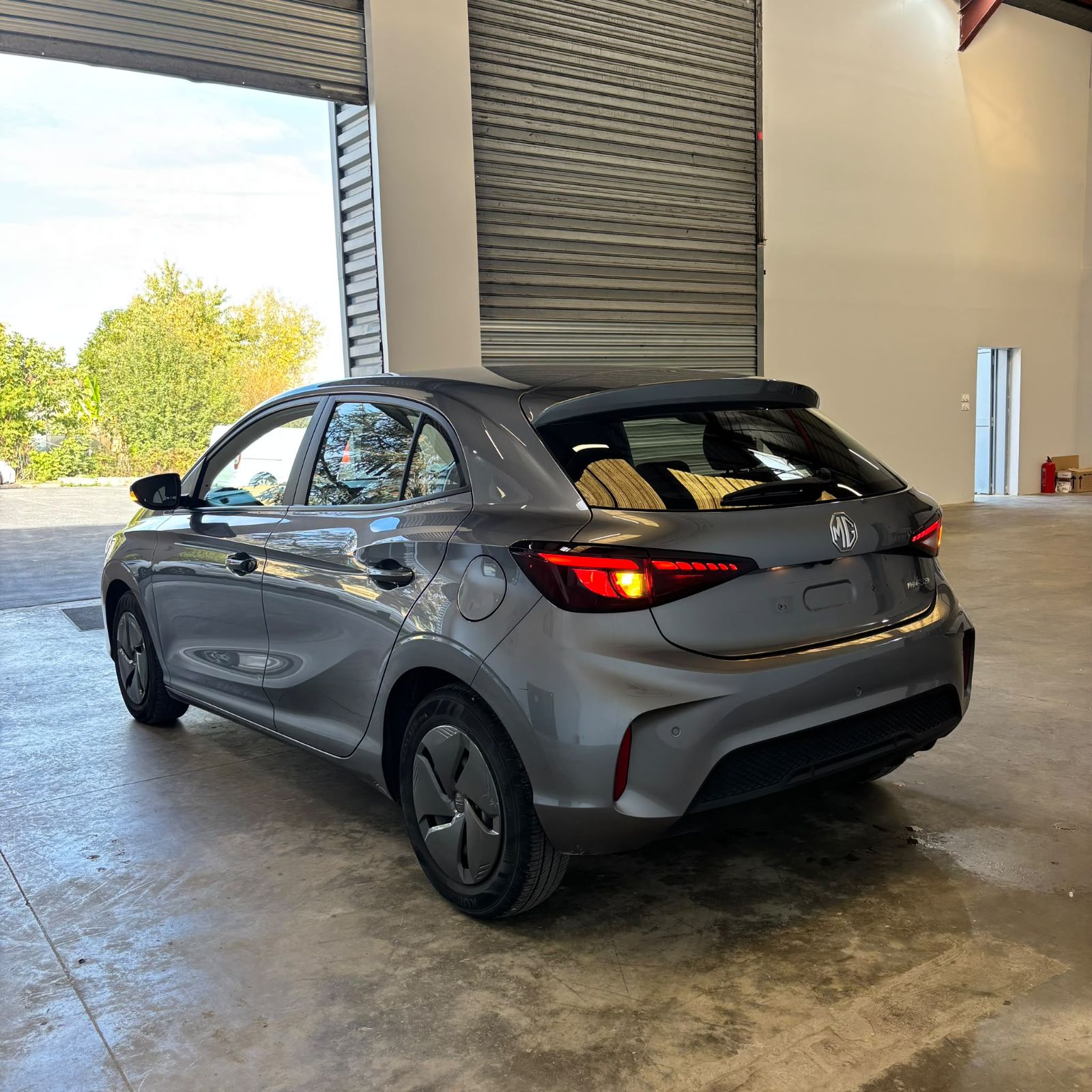MG MG3 ICE 1.5L MT 2WD 116ch Standard 5P occasion - Leader export auto Algérie, licence moudjahidine, CCR (Vue 5) - DJCAR