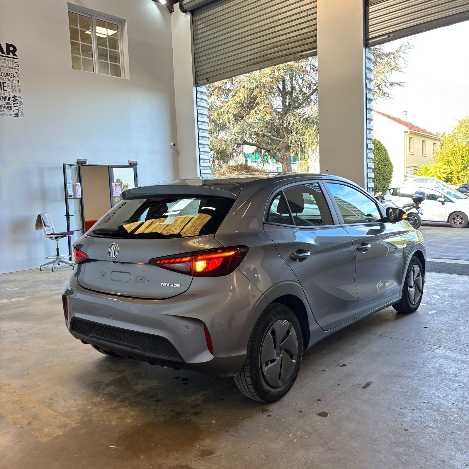 MG MG3 ICE 1.5L MT 2WD 116ch Standard 5P occasion - Leader export auto Algérie, licence moudjahidine, CCR (Vue 6) - DJCAR