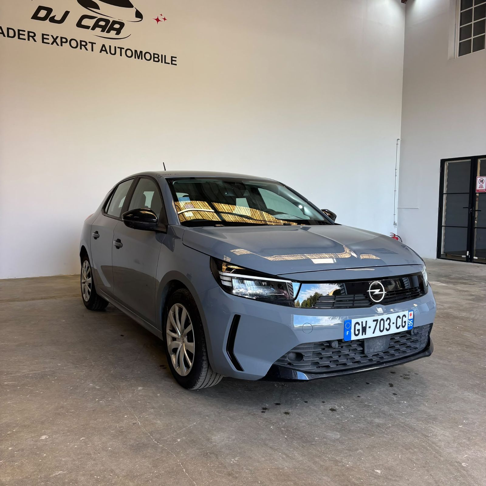 OPEL CORSA 1.2 PT 75CH BUSINESS ELEGANCE BVM5 occasion - Leader export auto Algérie, licence moudjahidine, CCR (Vue 2) - DJCAR