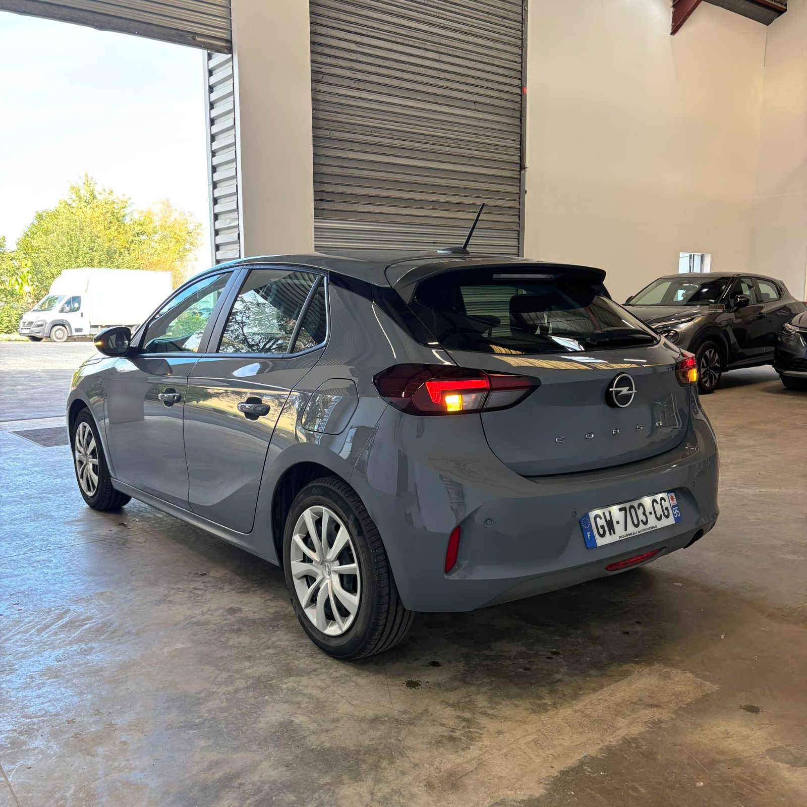 OPEL CORSA 1.2 PT 75CH BUSINESS ELEGANCE BVM5 occasion - Leader export auto Algérie, licence moudjahidine, CCR (Vue 6) - DJCAR