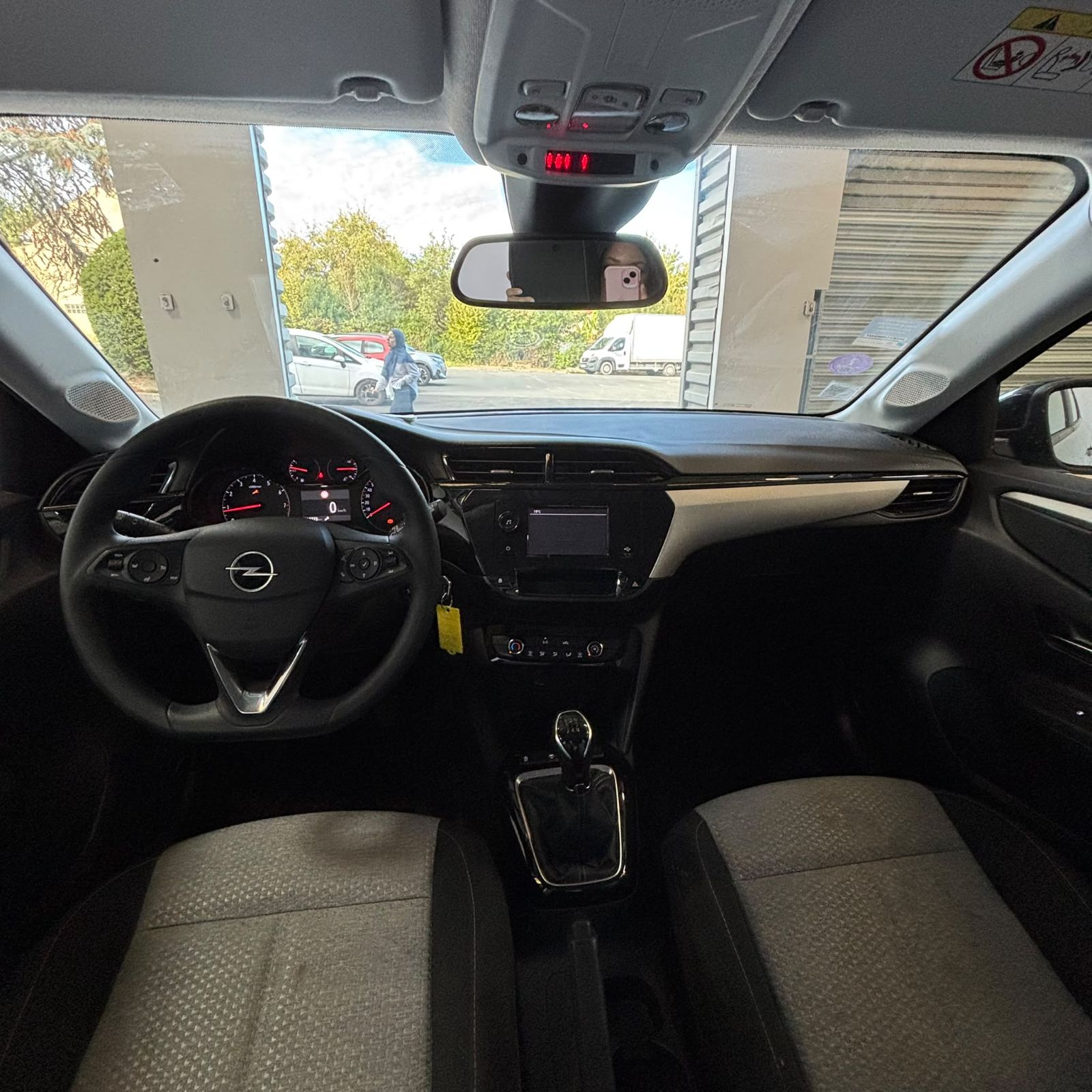 OPEL CORSA 1.2 PT 75CH BUSINESS ELEGANCE BVM5 occasion - Leader export auto Algérie, licence moudjahidine, CCR (Vue 13) - DJCAR