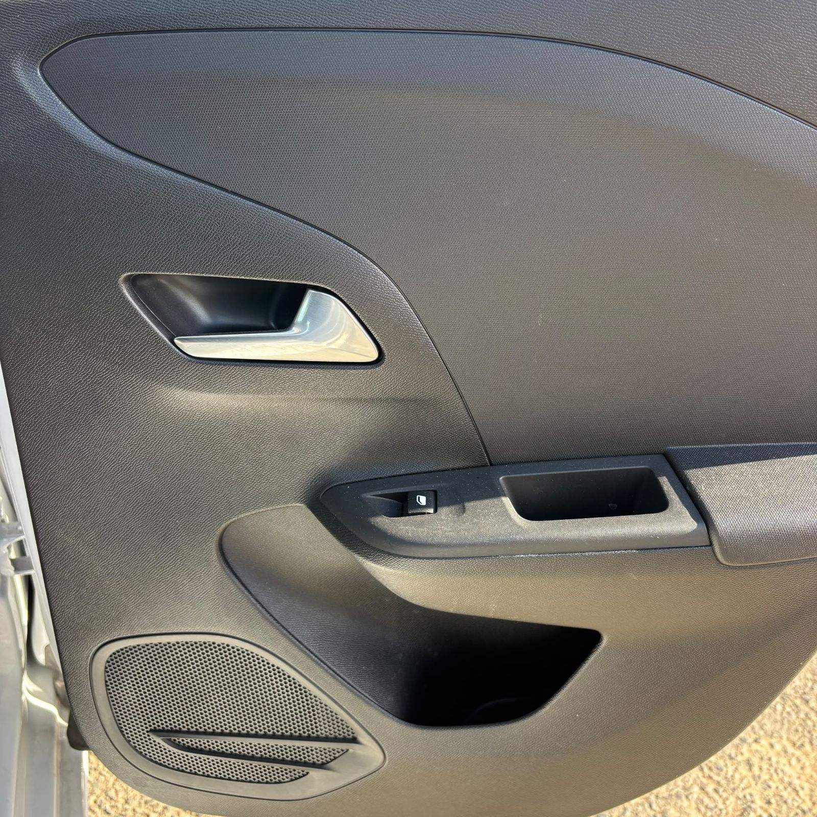 OPEL CORSA 1.2 Turbo 100 ch Edition 5P occasion - Leader export auto Algérie, licence moudjahidine, CCR (Vue 15) - DJCAR