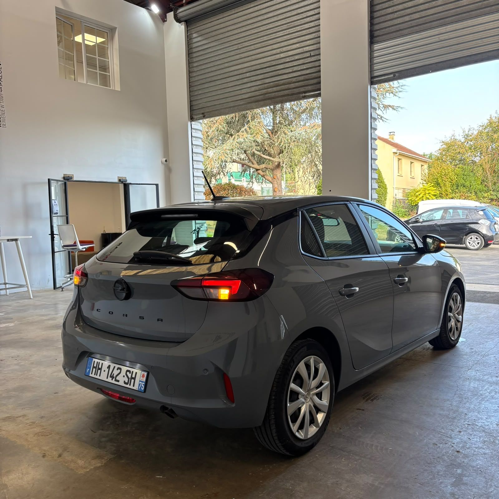 OPEL CORSA 1.2 Turbo 100 ch Edition 5P occasion - Leader export auto Algérie, licence moudjahidine, CCR (Vue 6) - DJCAR