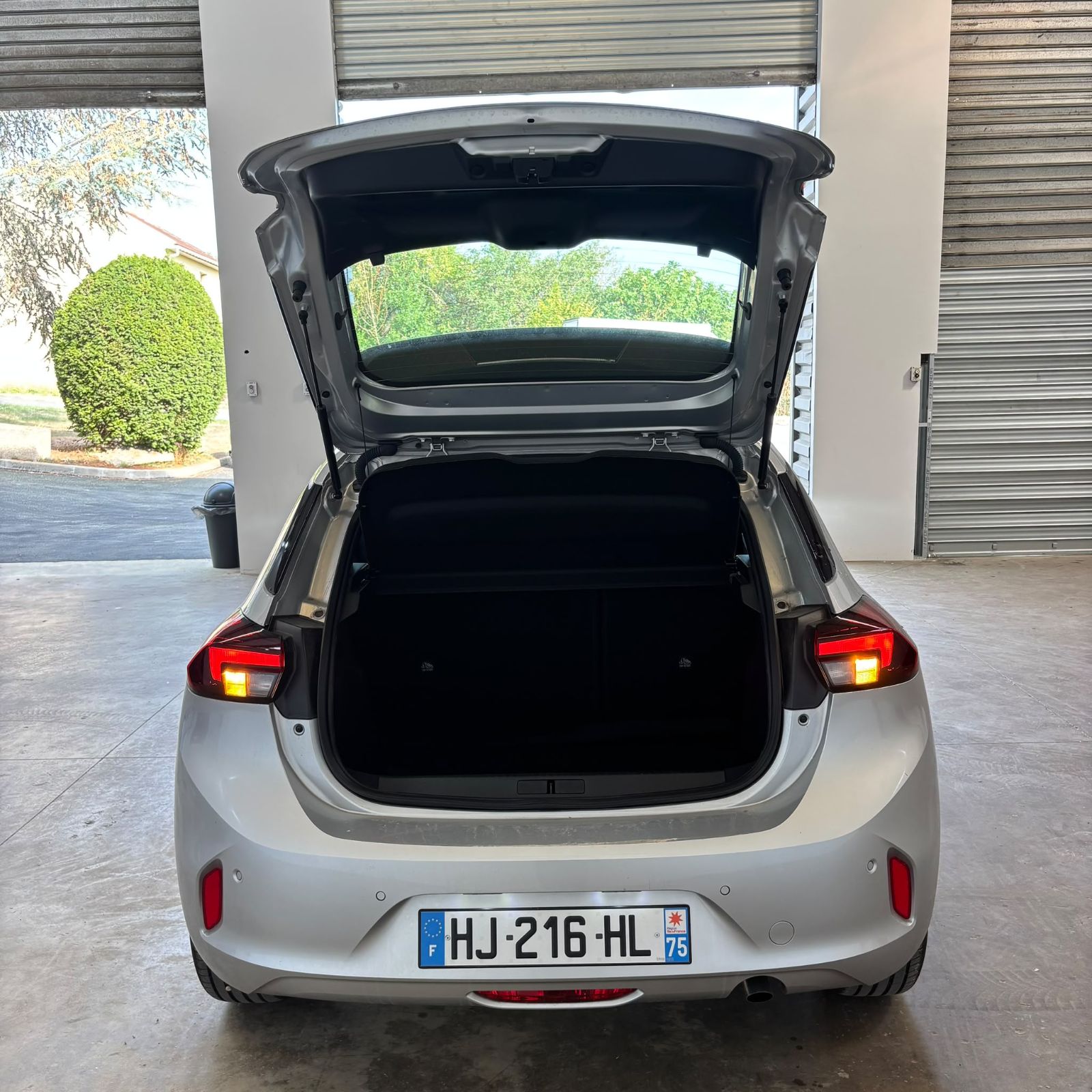 OPEL CORSA 1.2 Turbo 100 ch Edition 5P occasion - Leader export auto Algérie, licence moudjahidine, CCR (Vue 9) - DJCAR