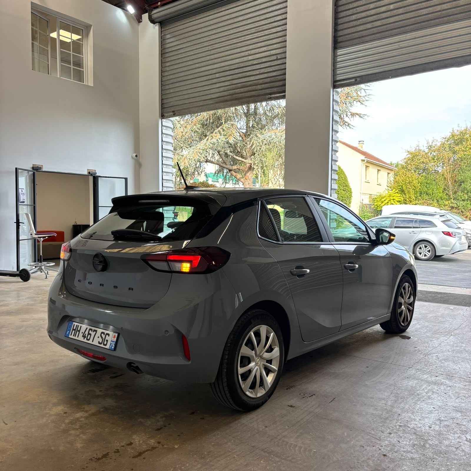 OPEL CORSA 1.2 Turbo 100 ch Edition 5P occasion - Leader export auto Algérie, licence moudjahidine, CCR (Vue 6) - DJCAR