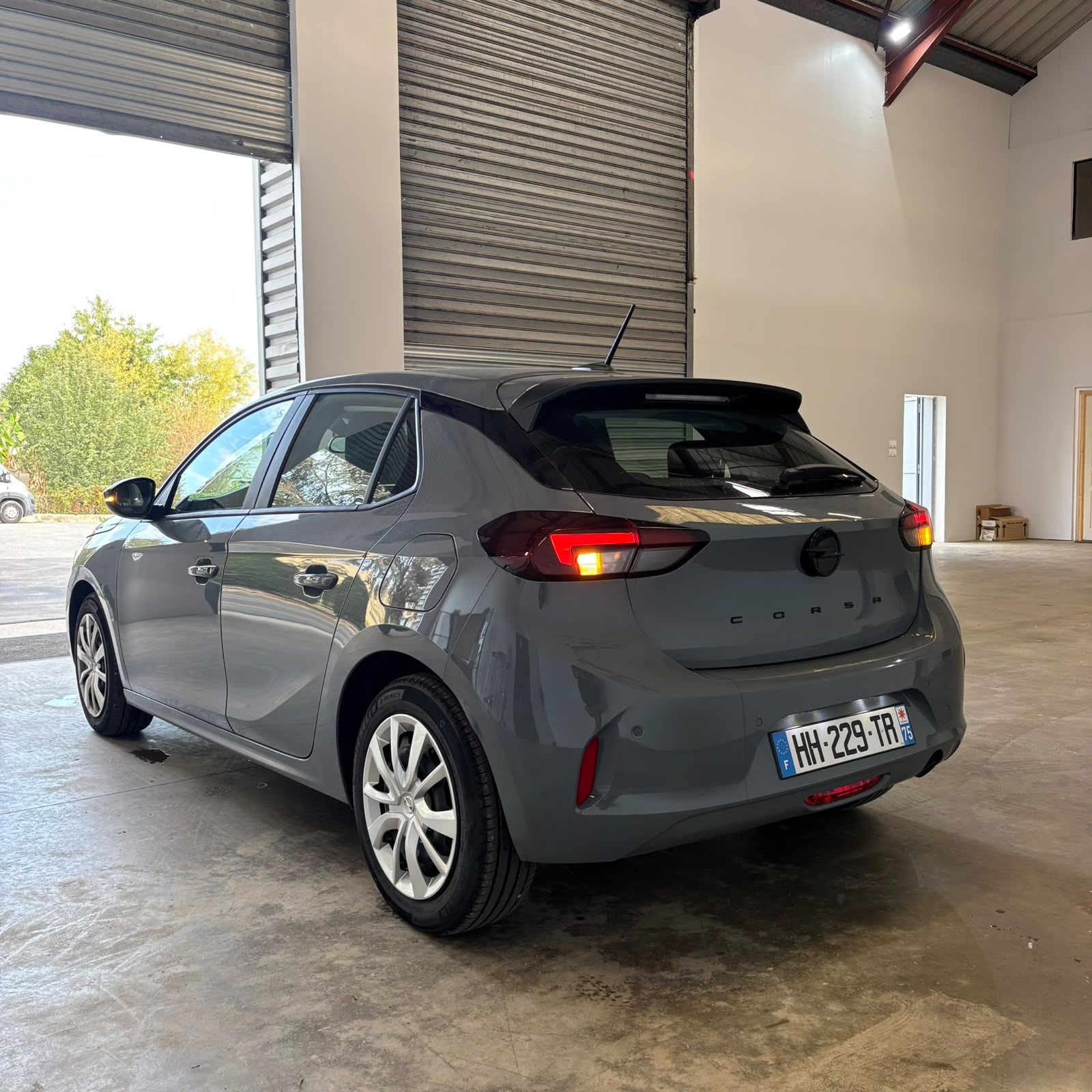 OPEL CORSA 1.2 Turbo 100 ch Edition 5P occasion - Leader export auto Algérie, licence moudjahidine, CCR (Vue 6) - DJCAR