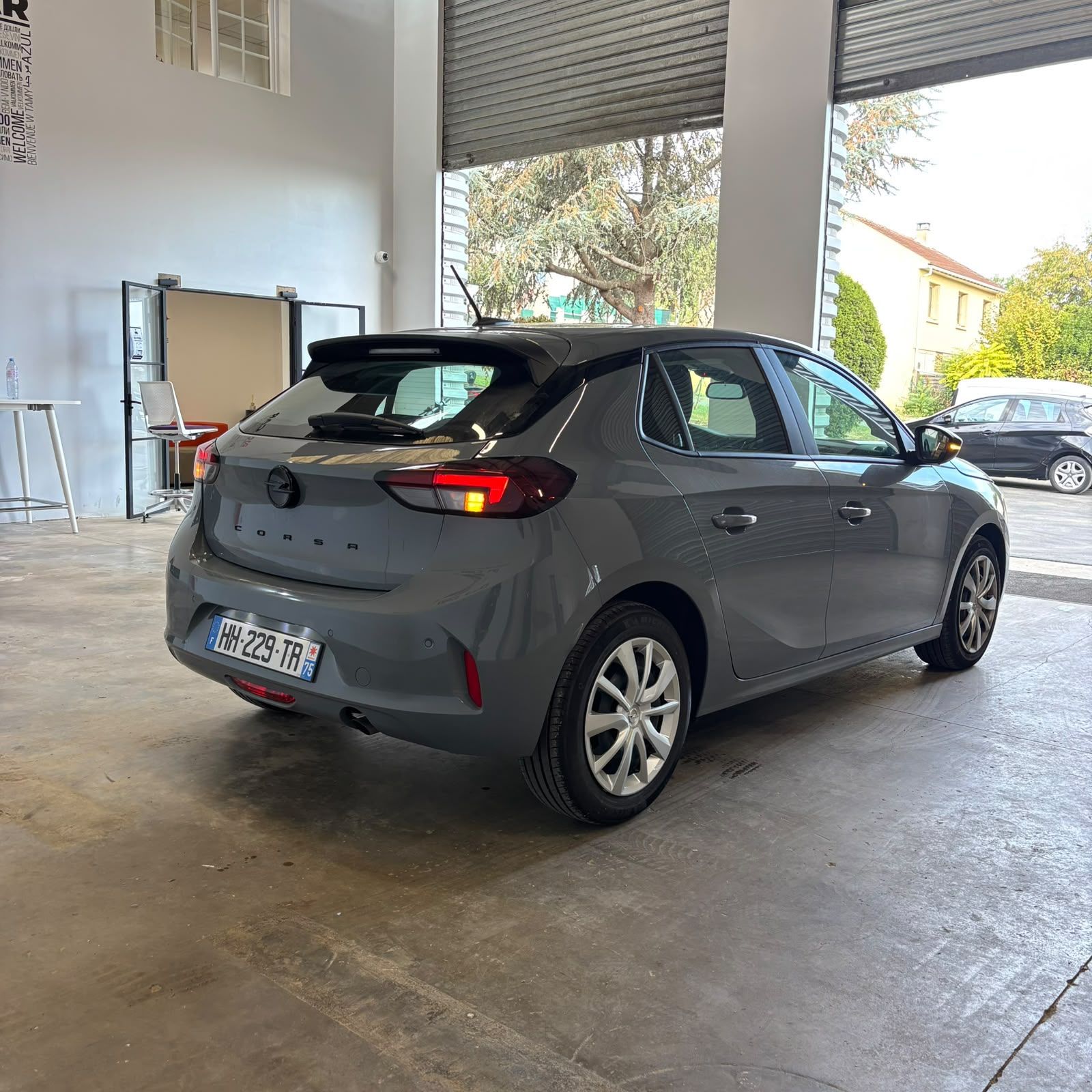 OPEL CORSA 1.2 Turbo 100 ch Edition 5P occasion - Leader export auto Algérie, licence moudjahidine, CCR (Vue 7) - DJCAR