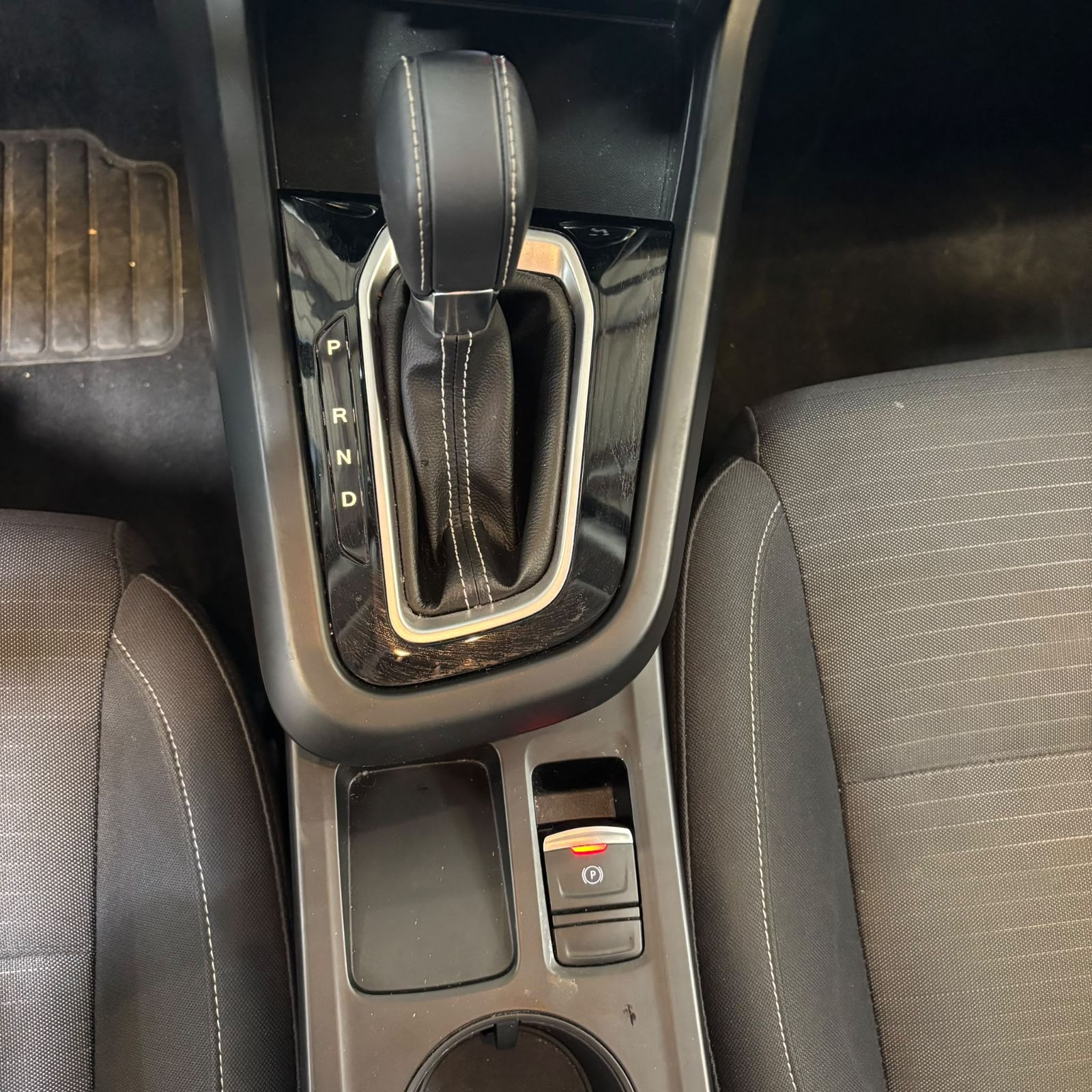 RENAULT ARKANA 1.3 Tce 140 EDC GSR2 Evolution 5P occasion - Leader export auto Algérie, licence moudjahidine, CCR (Vue 20) - DJCAR
