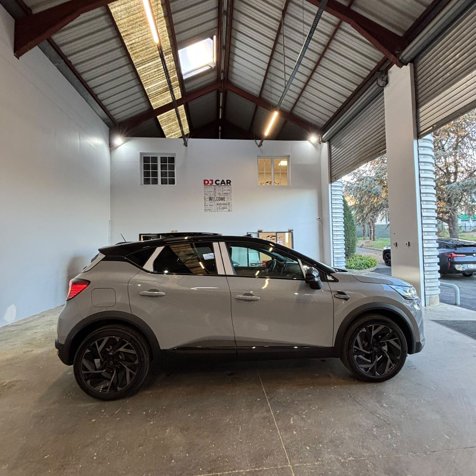 RENAULT CAPTUR ALPINE 1.3 Tce 155Ch BVA TOIT NOIR neuf - Leader export auto Algérie, licence moudjahidine, CCR (Vue 5) - DJCAR