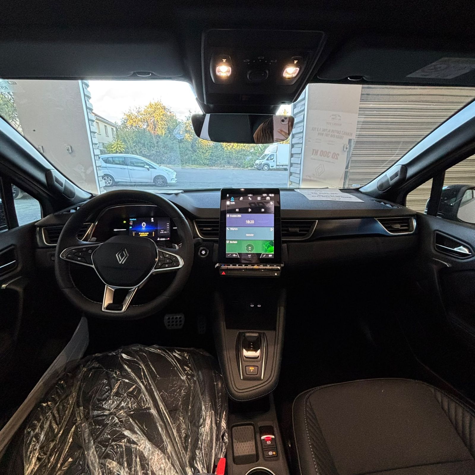 RENAULT CAPTUR ALPINE 1.3 Tce 155Ch BVA TOIT NOIR neuf - Leader export auto Algérie, licence moudjahidine, CCR (Vue 14) - DJCAR