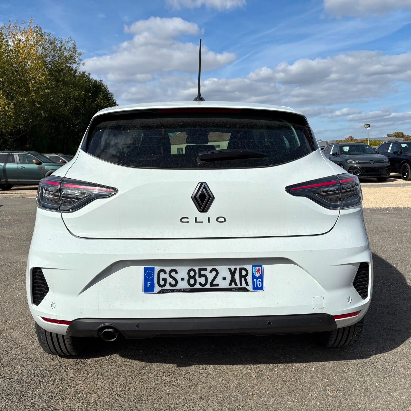 RENAULT CLIO V 1.0 SCe 65 Evolution 5P occasion - Leader export auto Algérie, licence moudjahidine, CCR (Vue 8) - DJCAR