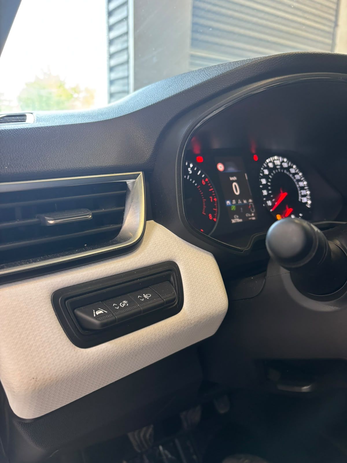 RENAULT CLIO V 1.0 TCe 90 Evolution 5P occasion - Leader export auto Algérie, licence moudjahidine, CCR (Vue 16) - DJCAR