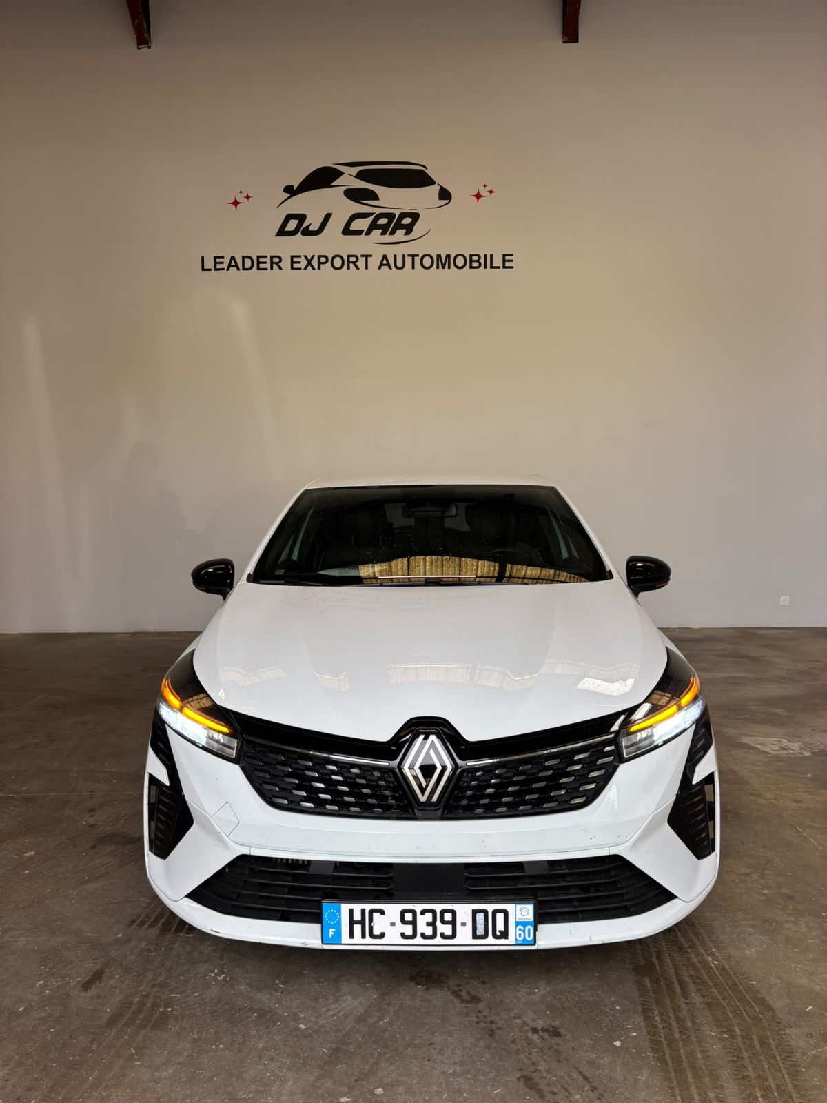RENAULT CLIO V 1.0 TCe 90 GSR2 Techno 5P occasion - Leader export auto Algérie, licence moudjahidine, CCR (Vue 3) - DJCAR