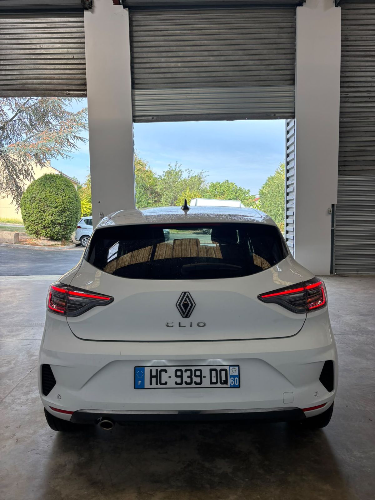 RENAULT CLIO V 1.0 TCe 90 GSR2 Techno 5P occasion - Leader export auto Algérie, licence moudjahidine, CCR (Vue 5) - DJCAR