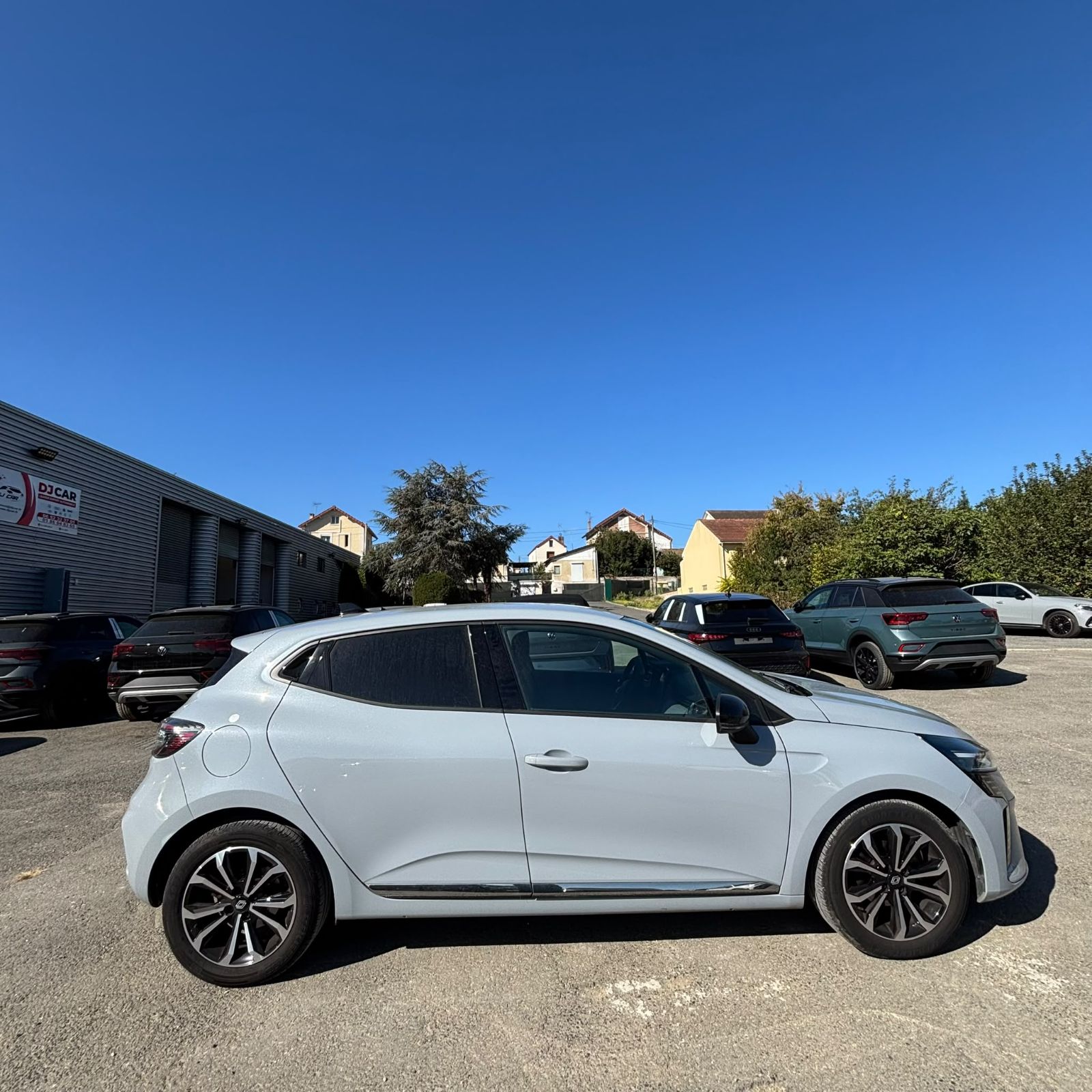 RENAULT CLIO V Eco G 100 ch GSR2 Techno 5P occasion - Leader export auto Algérie, licence moudjahidine, CCR (Vue 4) - DJCAR