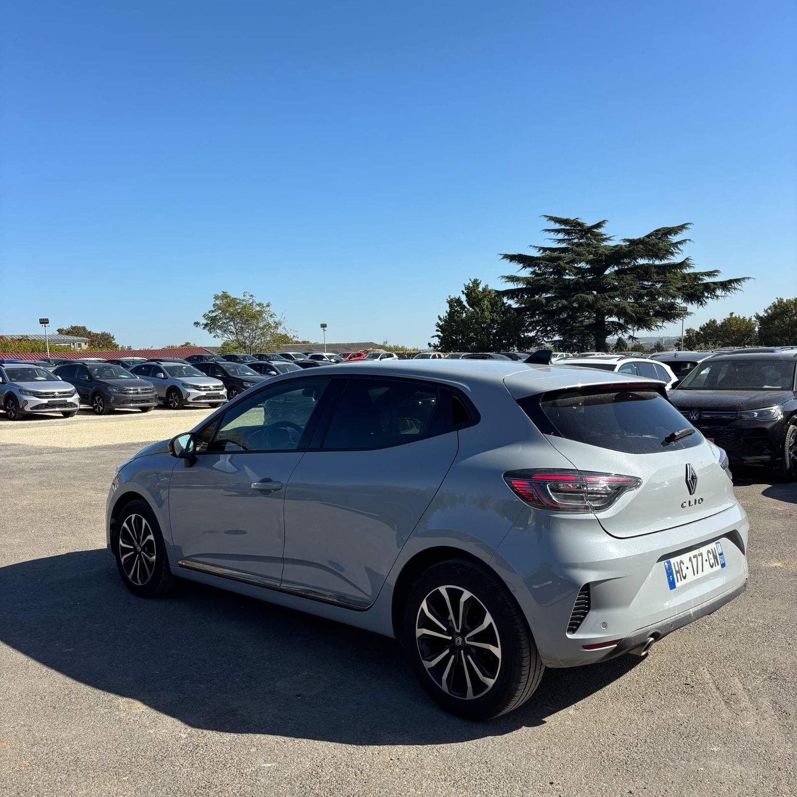 RENAULT CLIO V Eco G 100 ch GSR2 Techno 5P occasion - Leader export auto Algérie, licence moudjahidine, CCR (Vue 6) - DJCAR
