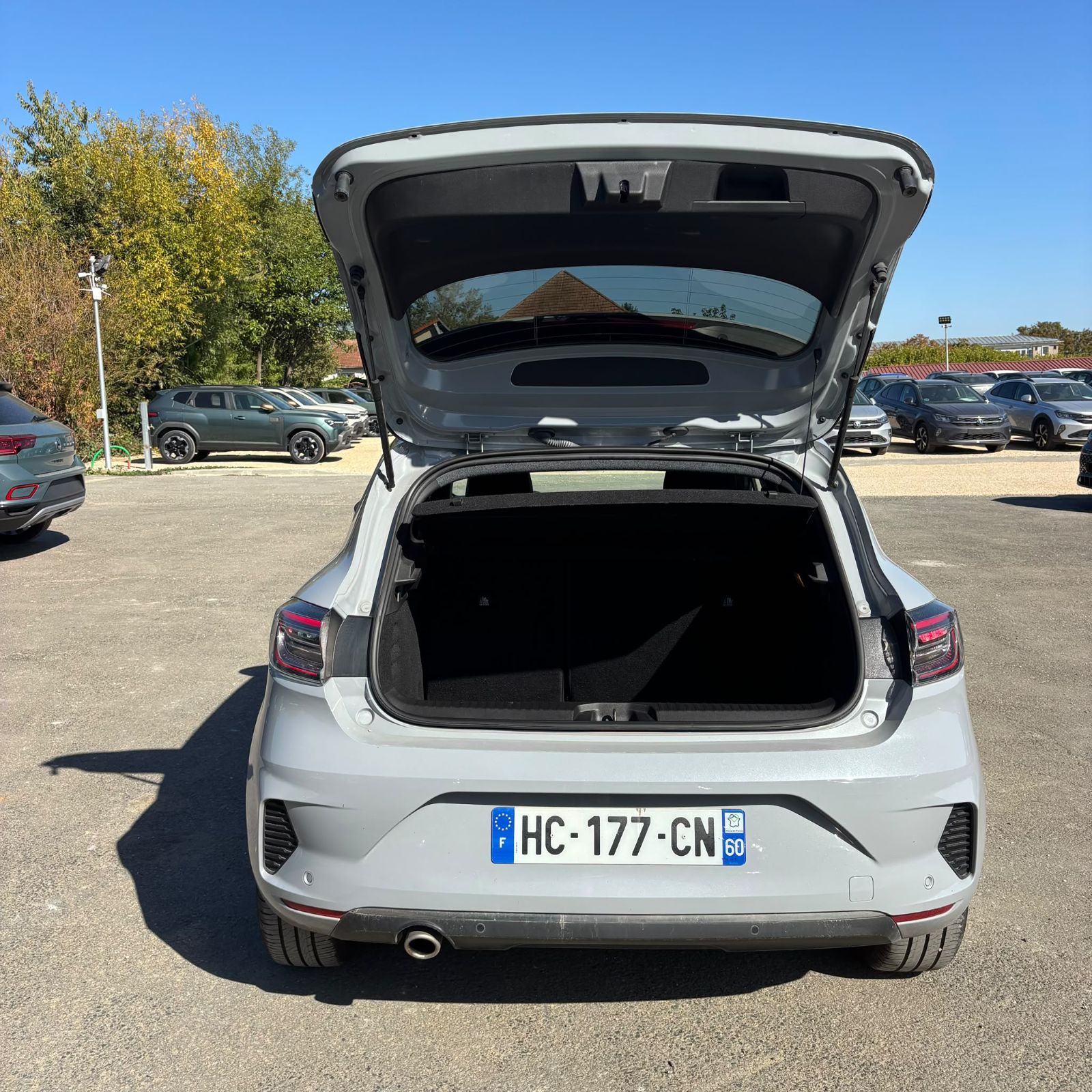 RENAULT CLIO V Eco G 100 ch GSR2 Techno 5P occasion - Leader export auto Algérie, licence moudjahidine, CCR (Vue 9) - DJCAR