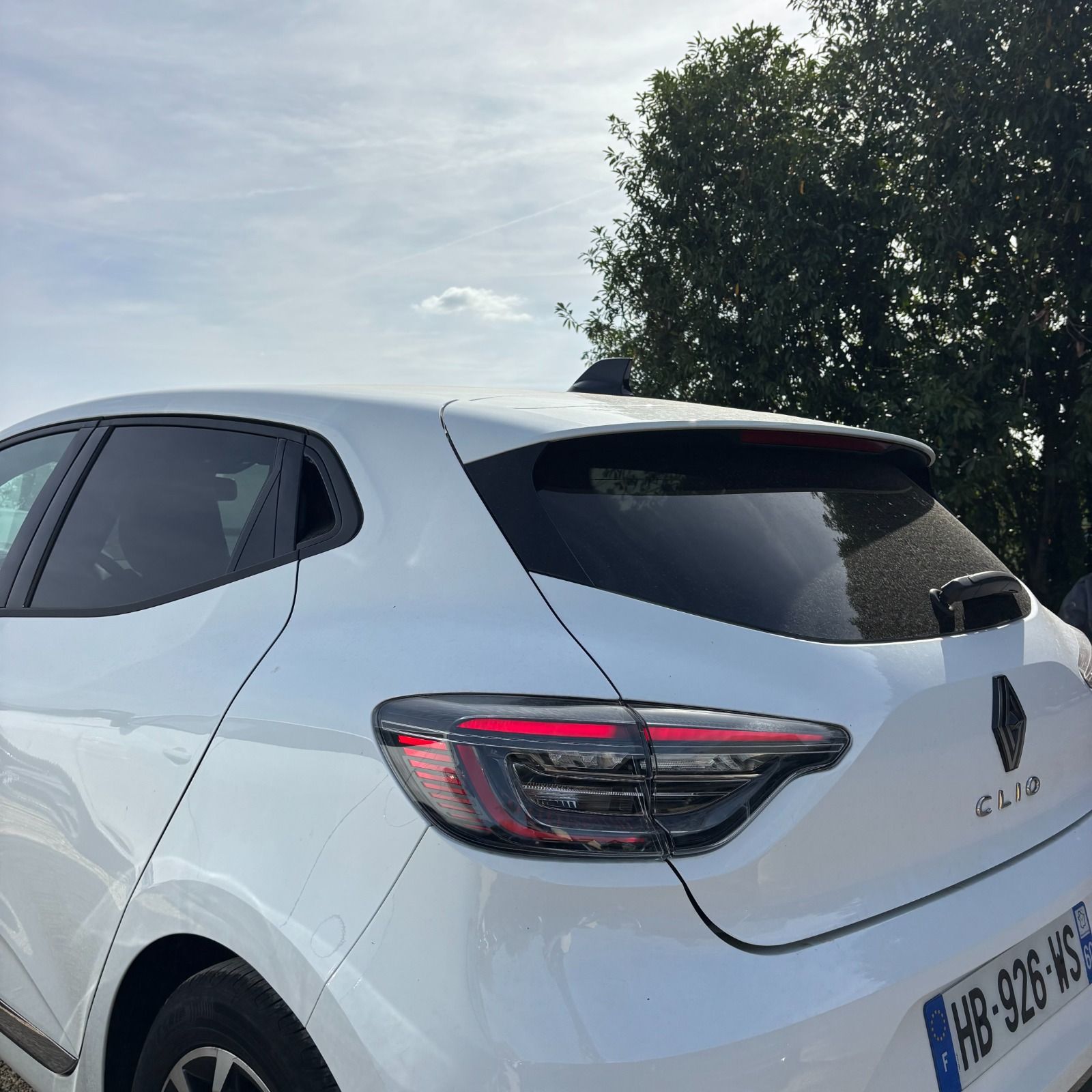 RENAULT CLIO V Eco G 100 ch GSR2 Techno 5P occasion - Leader export auto Algérie, licence moudjahidine, CCR (Vue 11) - DJCAR