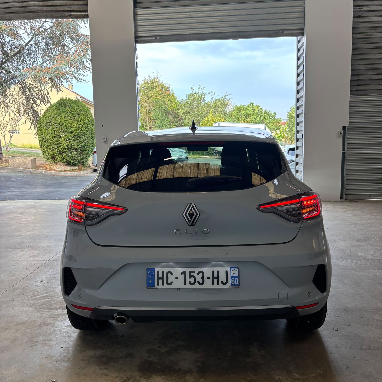 RENAULT CLIO V Eco G 100 ch GSR2 Techno 5P occasion - Leader export auto Algérie, licence moudjahidine, CCR (Vue 8) - DJCAR
