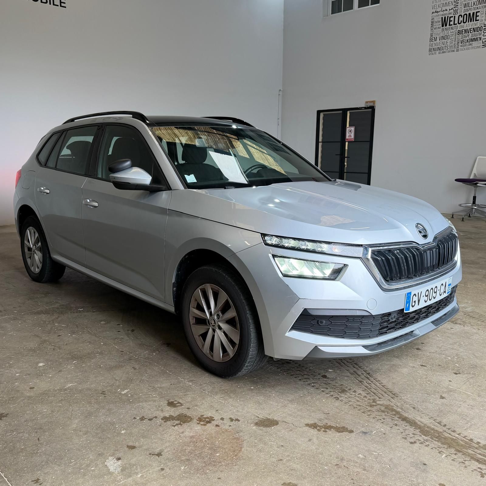 SKODA KAMIQ 1.0 TSI Evo 110 ch DSG7 Ambition occasion - Leader export auto Algérie, licence moudjahidine, CCR (Vue 2) - DJCAR