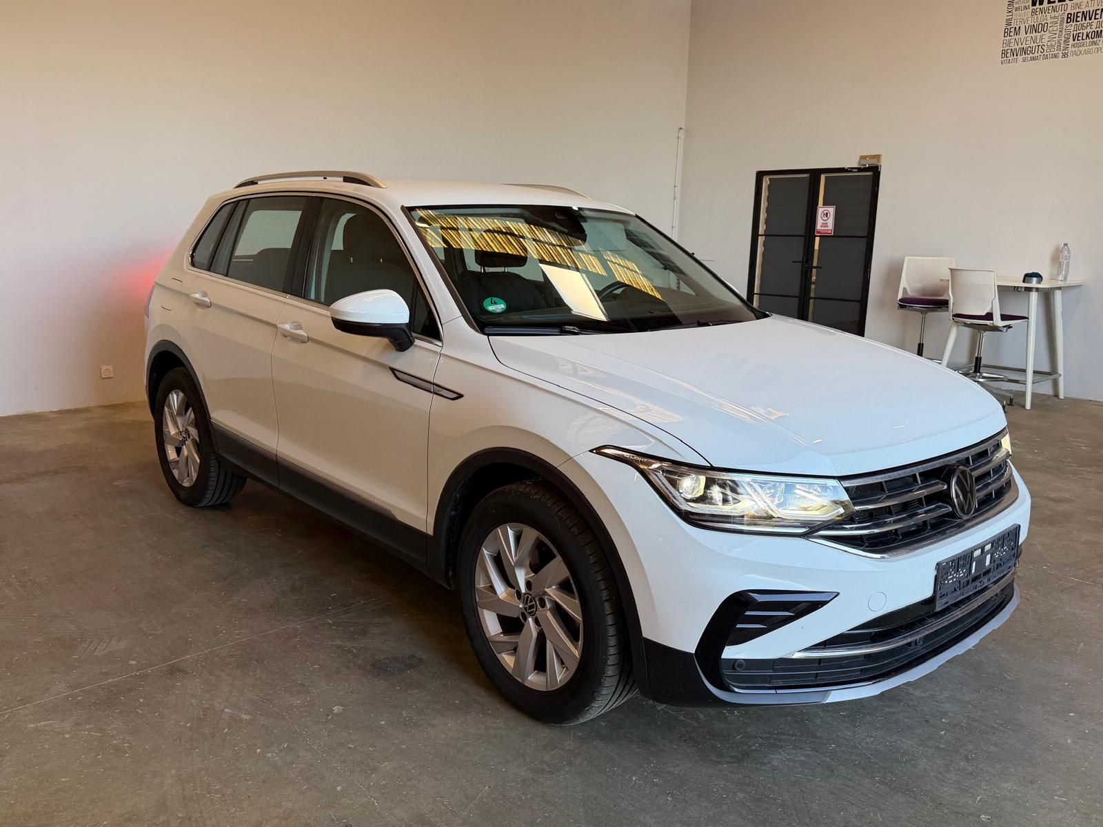 VOLKSWAGEN TIGUAN 1.5 TSI 150ch DSG7 Elegance occasion - Leader export auto Algérie, licence moudjahidine, CCR (Vue 3) - DJCAR