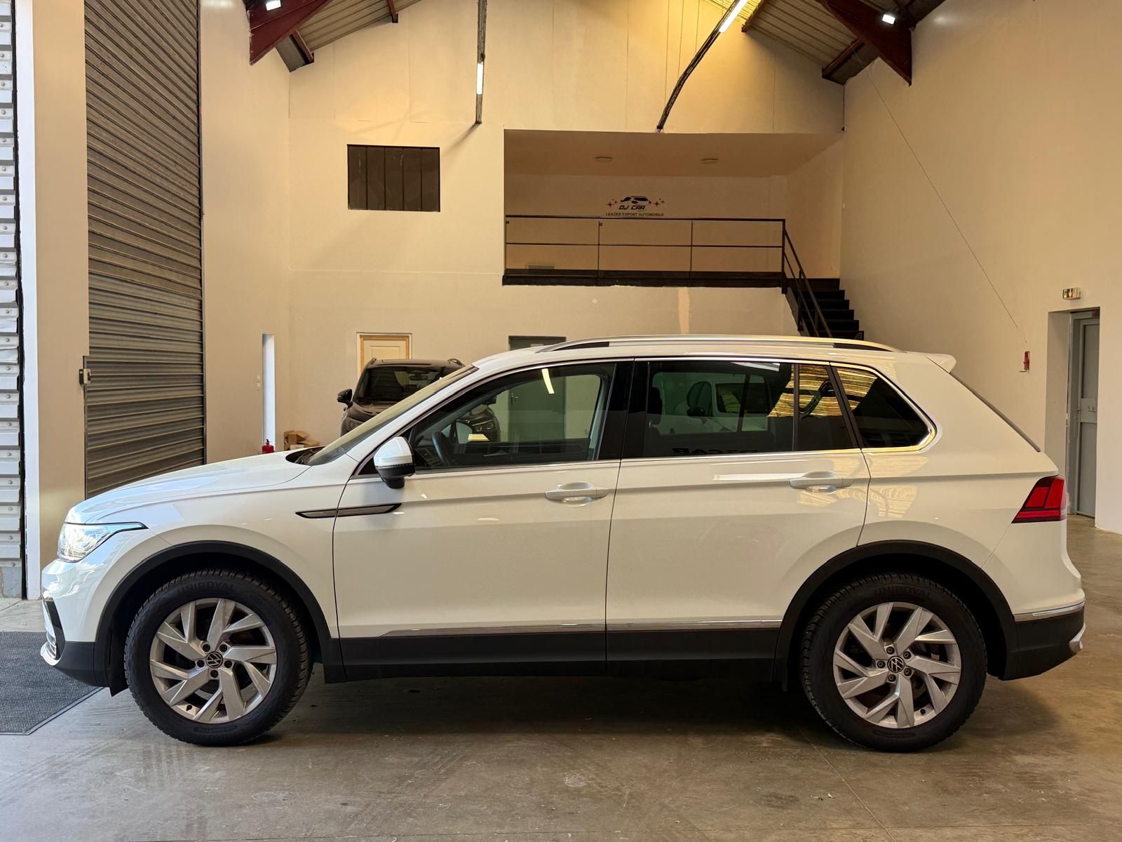VOLKSWAGEN TIGUAN 1.5 TSI 150ch DSG7 Elegance occasion - Leader export auto Algérie, licence moudjahidine, CCR (Vue 2) - DJCAR