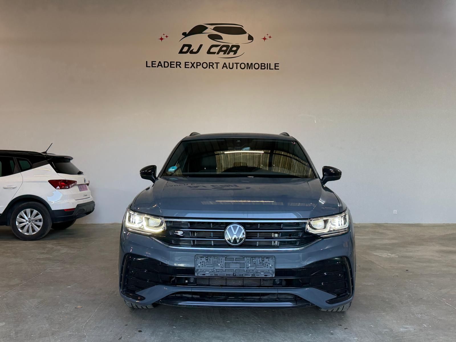 VOLKSWAGEN TIGUAN 1.5 TSI 150ch R LINE DSG7 CUIR SIEGE ELEC ATTELAGE occasion - Leader export auto Algérie, licence moudjahidine, CCR (Vue 2) - DJCAR