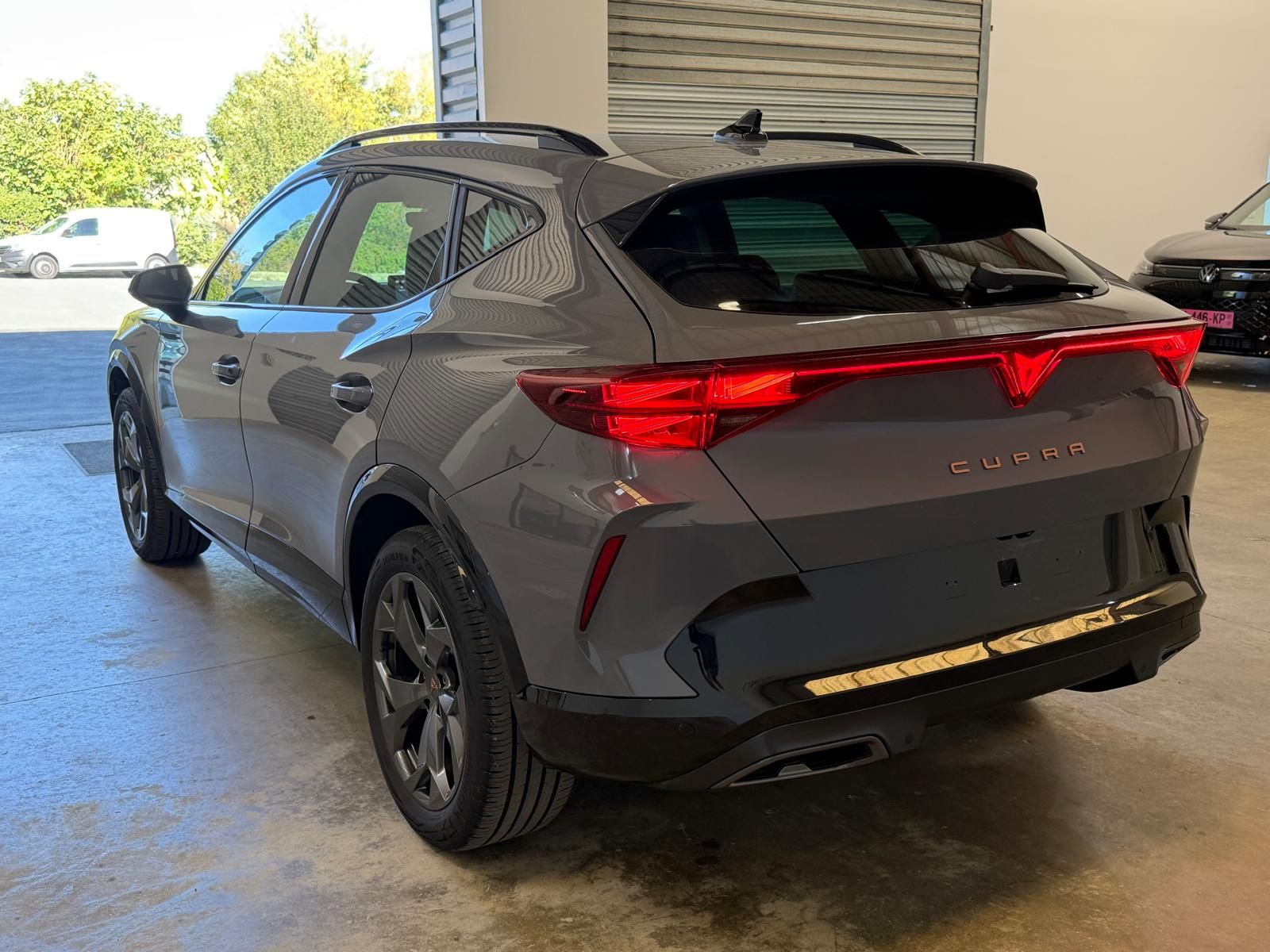 CUPRA FORMENTOR PH2 1.5 eTSI 150 ch DSG7 V 5P occasion - Leader export auto Algérie, licence moudjahidine, CCR (Vue 7) - DJCAR