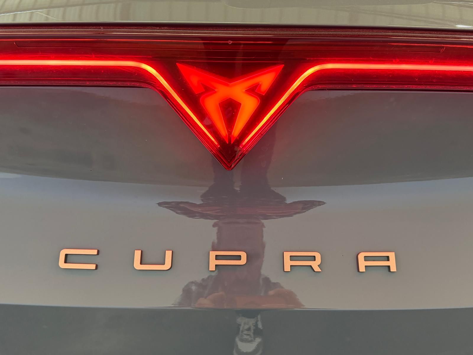 CUPRA FORMENTOR PH2 1.5 eTSI 150 ch DSG7 V 5P occasion - Leader export auto Algérie, licence moudjahidine, CCR (Vue 9) - DJCAR